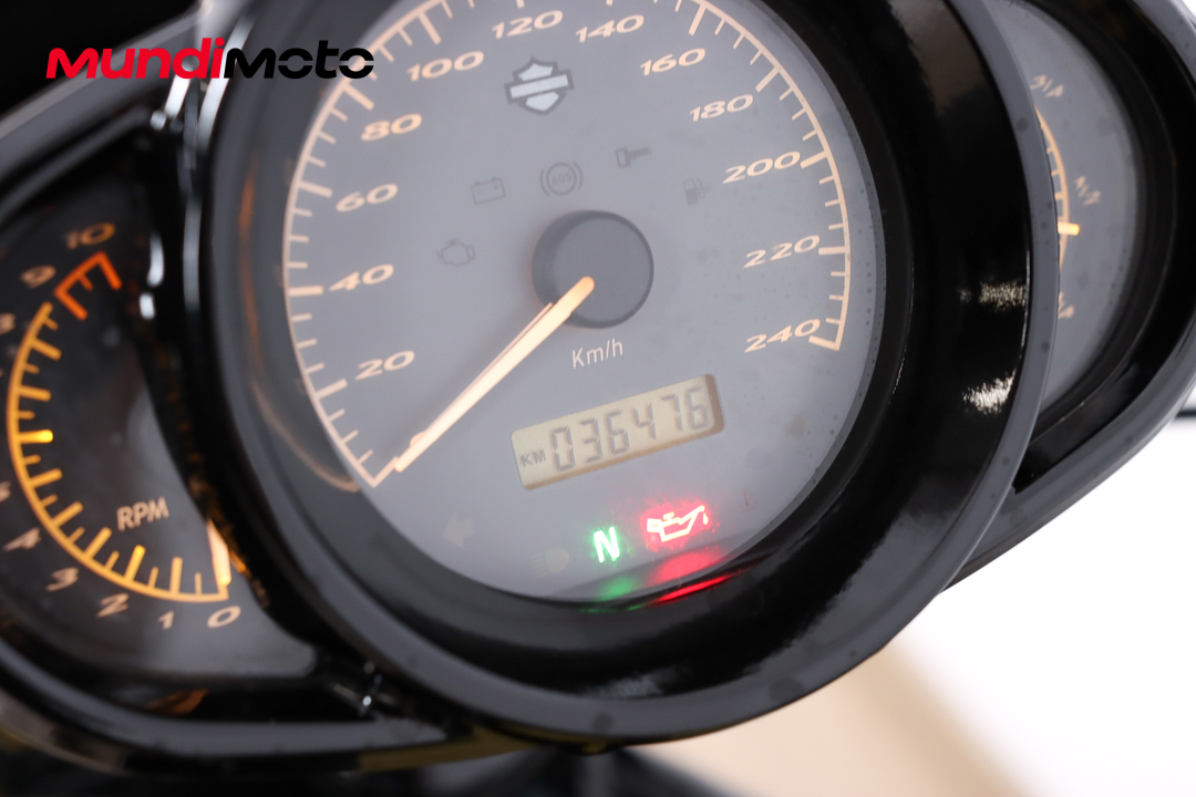 HARLEY DAVIDSON VRSC V-RodHARLEY DAVIDSON12 HARLEY DAVIDSON VRSC V-RodHARLEY DAVIDSON12