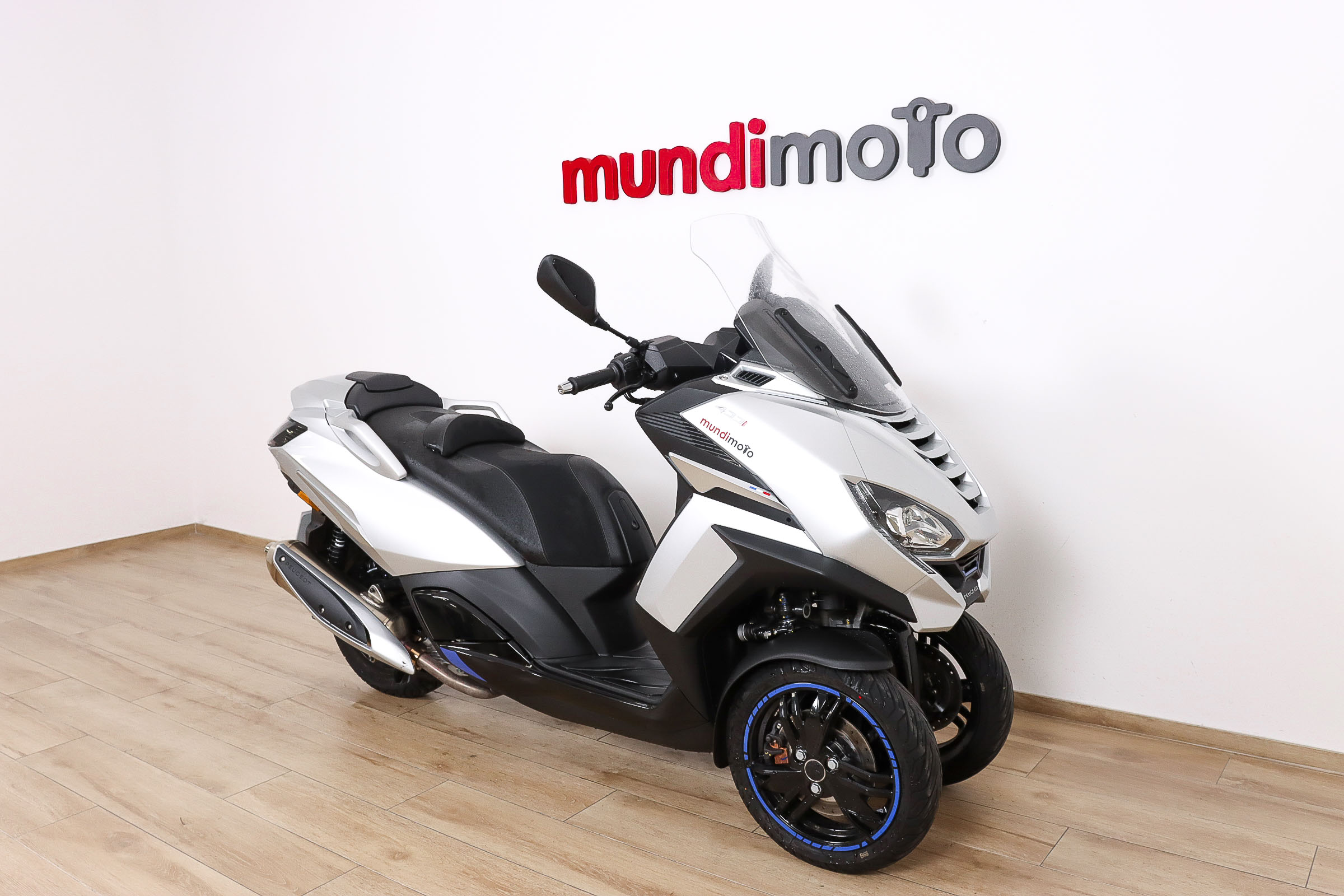 PEUGEOT Metropolis 400 Active promoPEUGEOT2 PEUGEOT Metropolis 400 Active promoPEUGEOT2