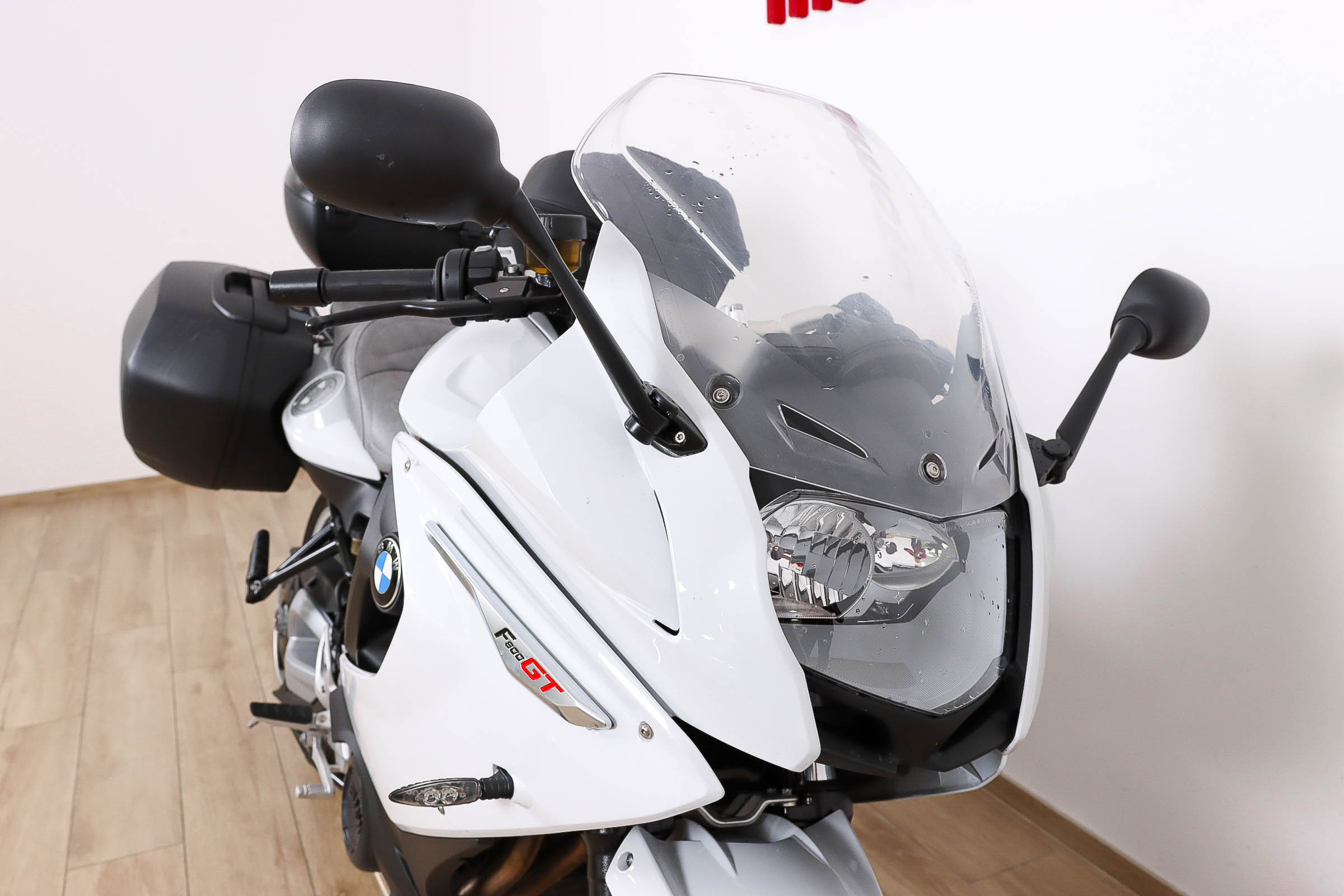 BMW F 800 GTBMW3 BMW F 800 GTBMW3