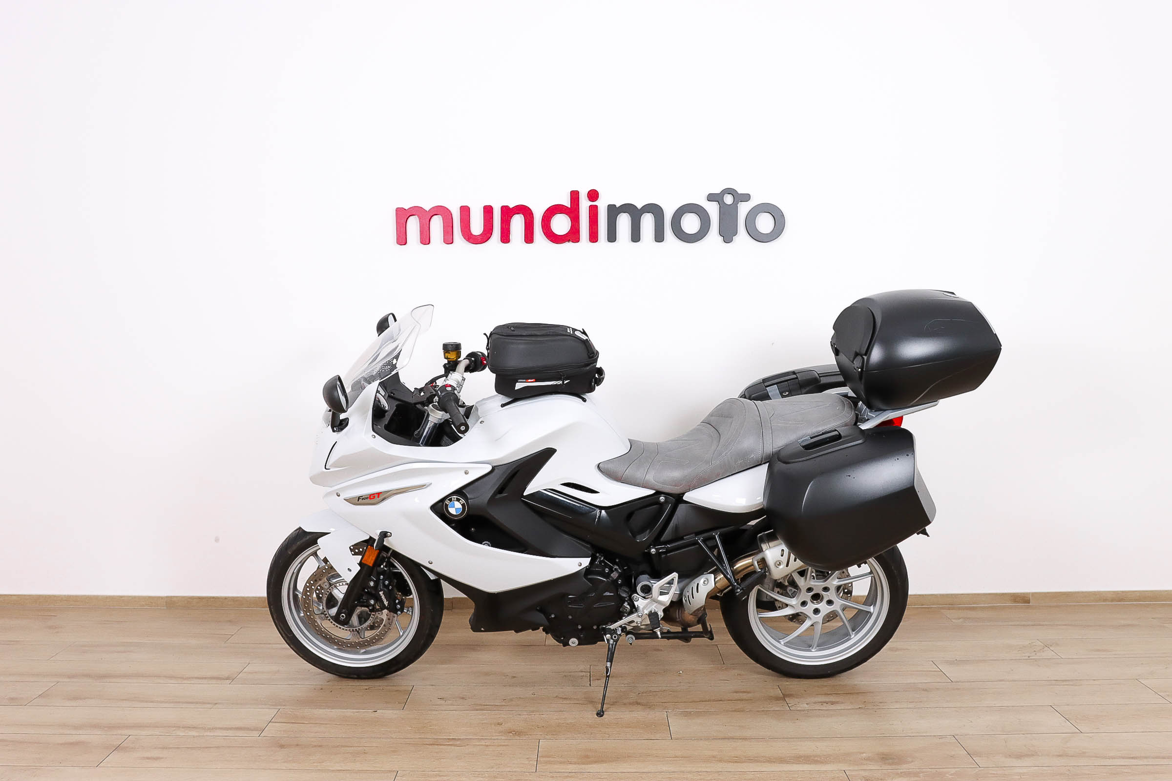BMW F 800 GTBMW8 BMW F 800 GTBMW8
