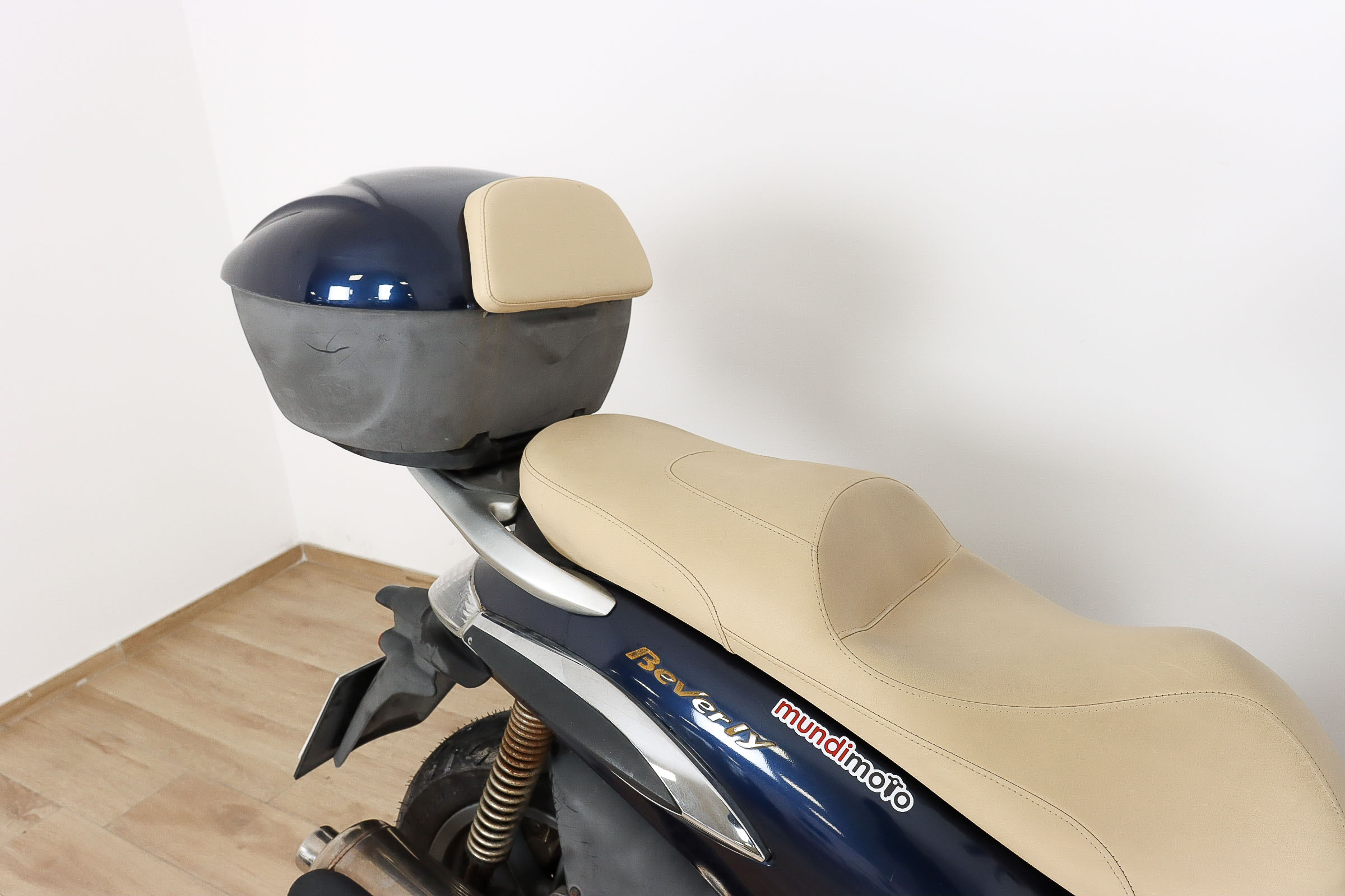 PIAGGIO beverly 400PIAGGIO4 PIAGGIO beverly 400PIAGGIO4