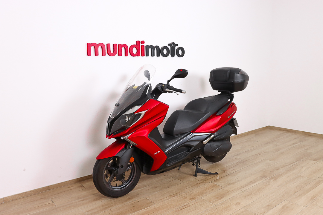 KYMCO Super Dink 350iKYMCO7 KYMCO Super Dink 350iKYMCO7