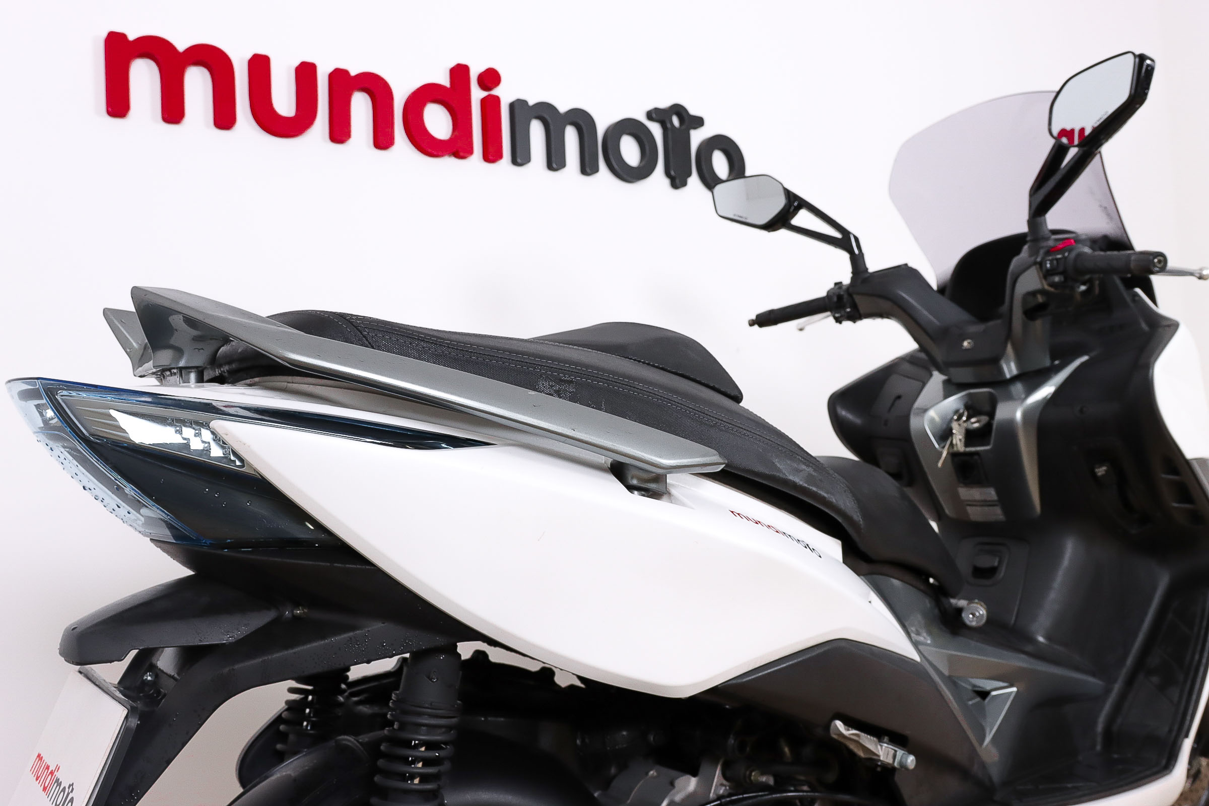 KYMCO Xciting 400i ABSKYMCO5 KYMCO Xciting 400i ABSKYMCO5