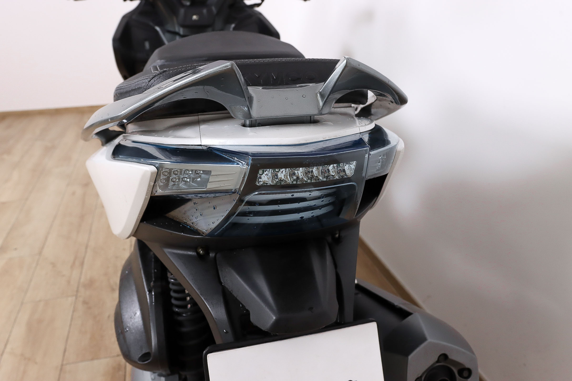 KYMCO Xciting 400i ABSKYMCO9 KYMCO Xciting 400i ABSKYMCO9