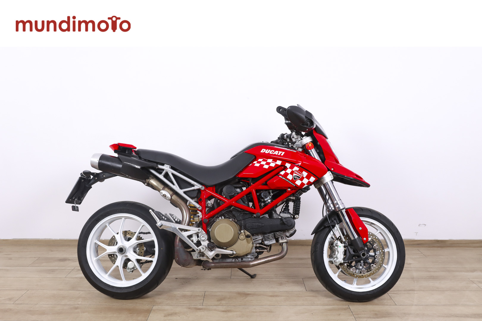 DUCATI HYPERMOTARD 1100DUCATI0 DUCATI HYPERMOTARD 1100DUCATI0