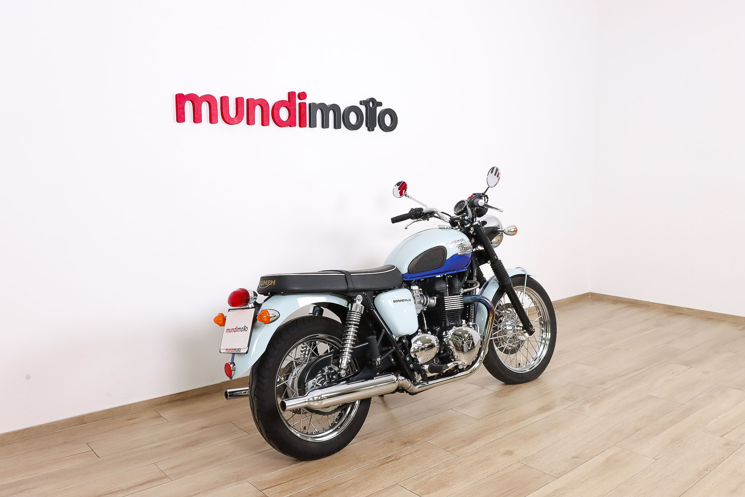 TRIUMPH BONNEVILLE T100TRIUMPH2 TRIUMPH BONNEVILLE T100TRIUMPH2