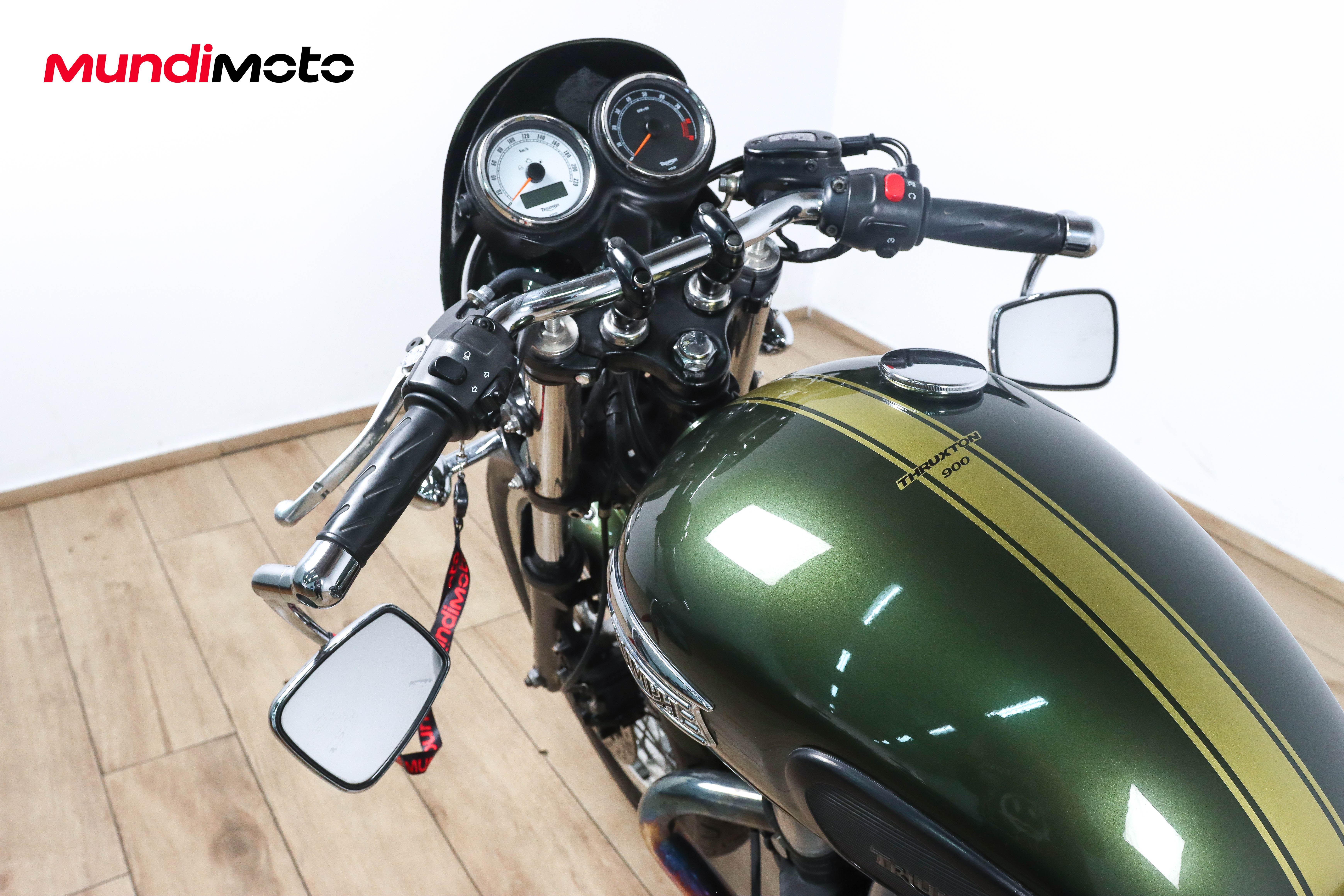 TRIUMPH Thruxton EFITRIUMPH9 TRIUMPH Thruxton EFITRIUMPH9