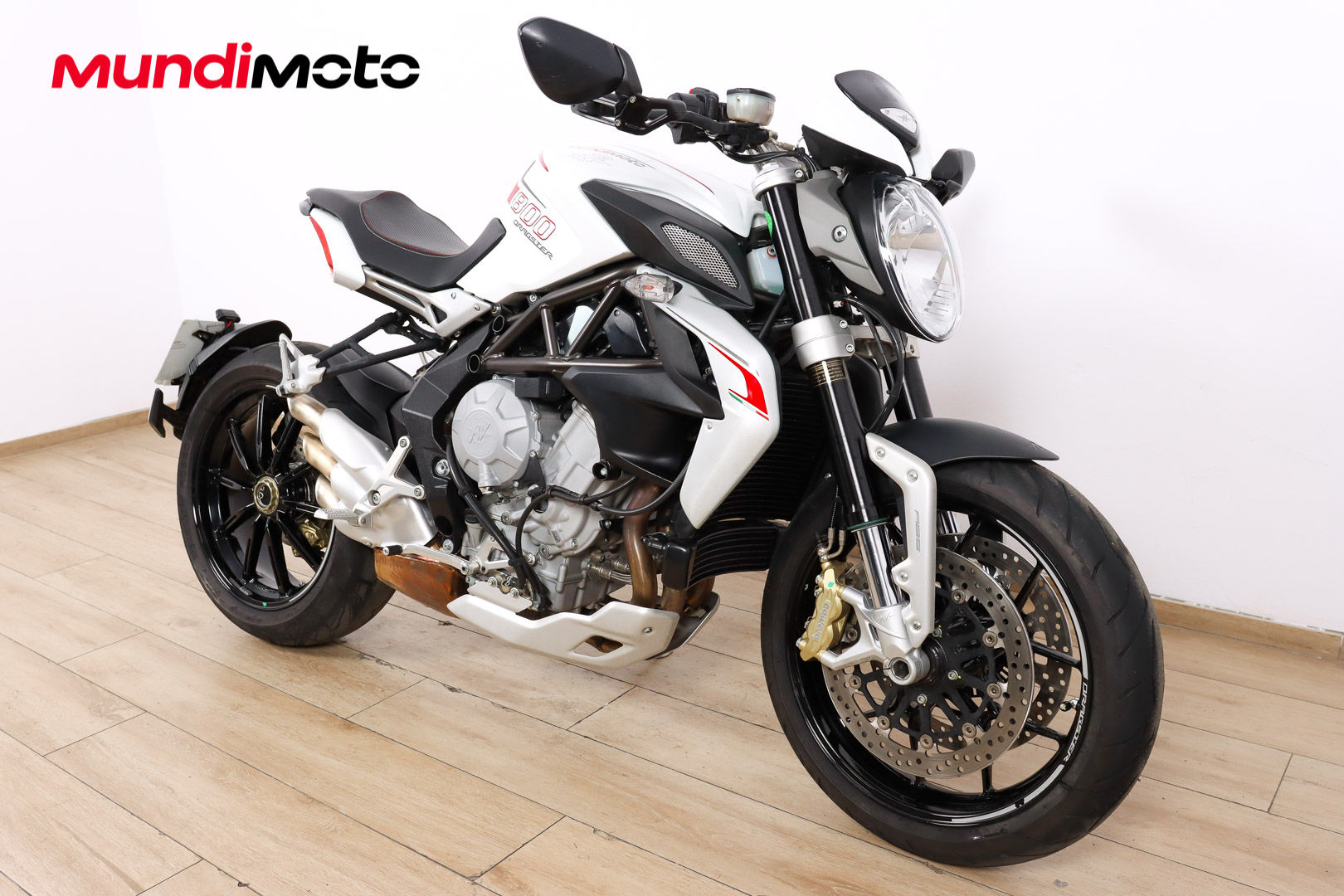 MV AGUSTA BRUTALE 800MV AGUSTA1 MV AGUSTA BRUTALE 800MV AGUSTA1