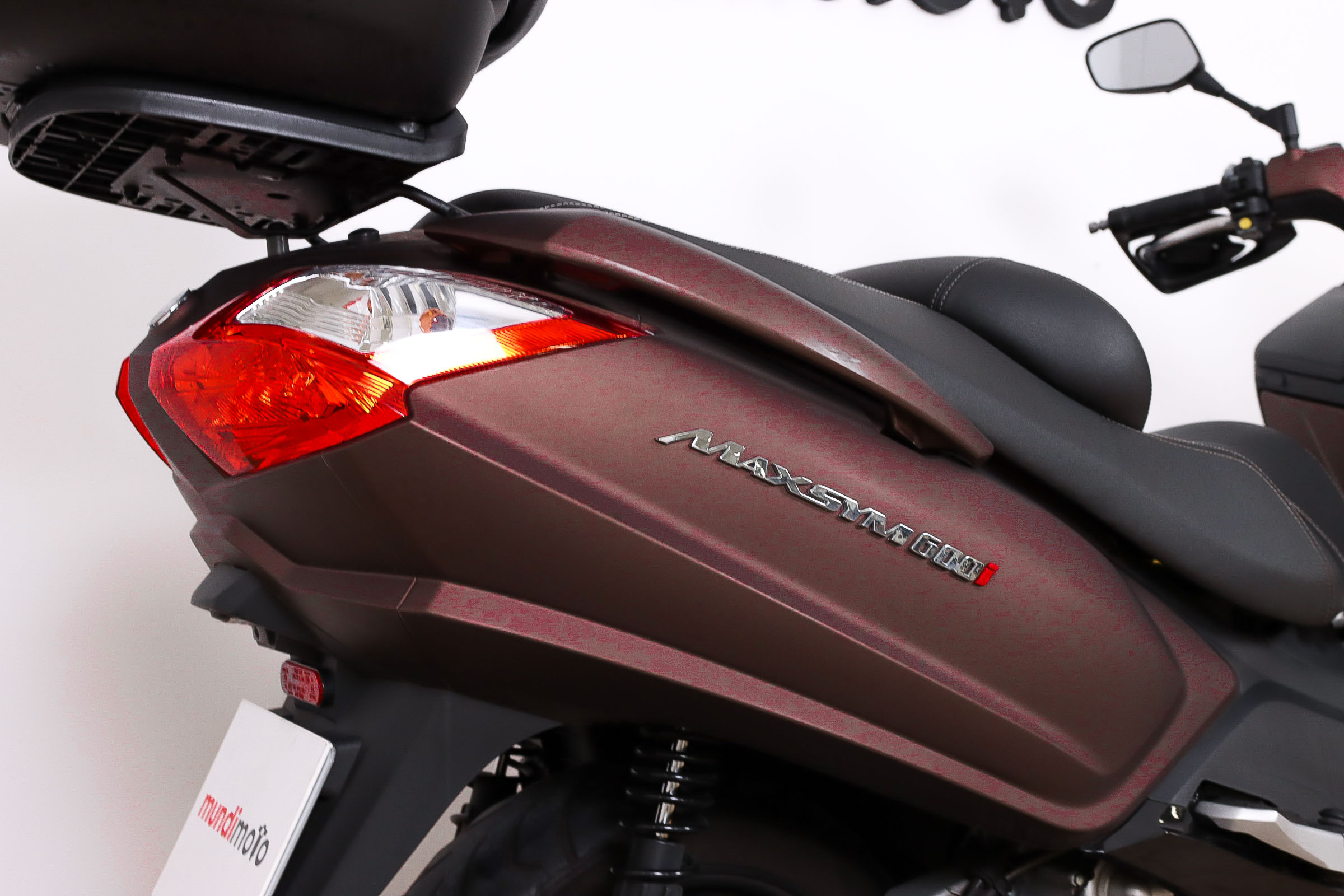 MAXSYM 600i ABS SportSYM4 MAXSYM 600i ABS SportSYM4