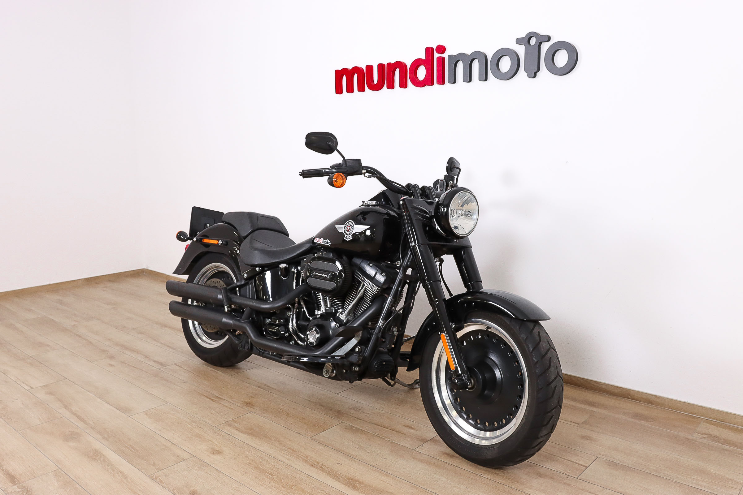 HARLEY DAVIDSON Softail Fat Boy SHARLEY DAVIDSON1 HARLEY DAVIDSON Softail Fat Boy SHARLEY DAVIDSON1