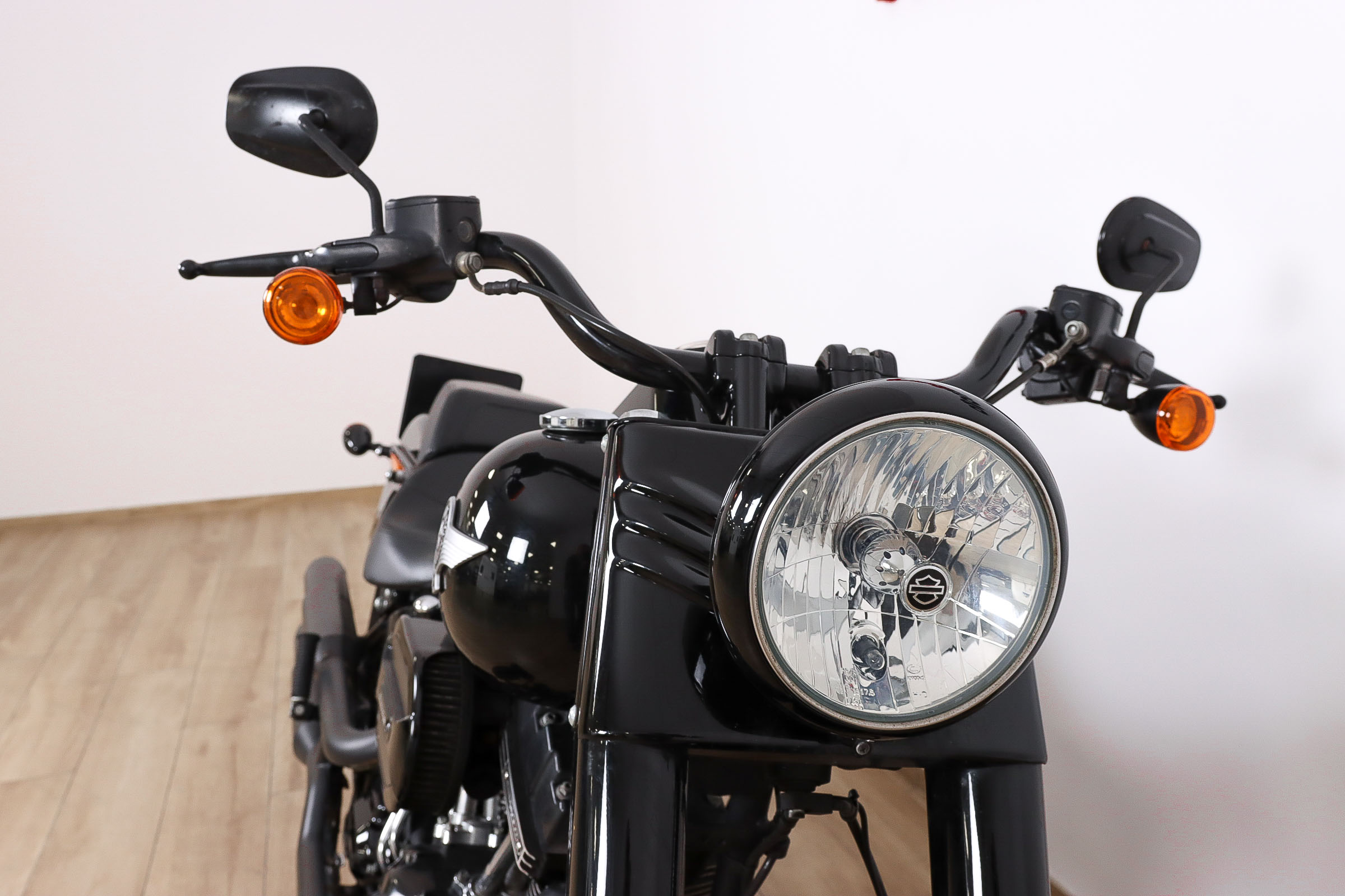 HARLEY DAVIDSON Softail Fat Boy SHARLEY DAVIDSON3 HARLEY DAVIDSON Softail Fat Boy SHARLEY DAVIDSON3