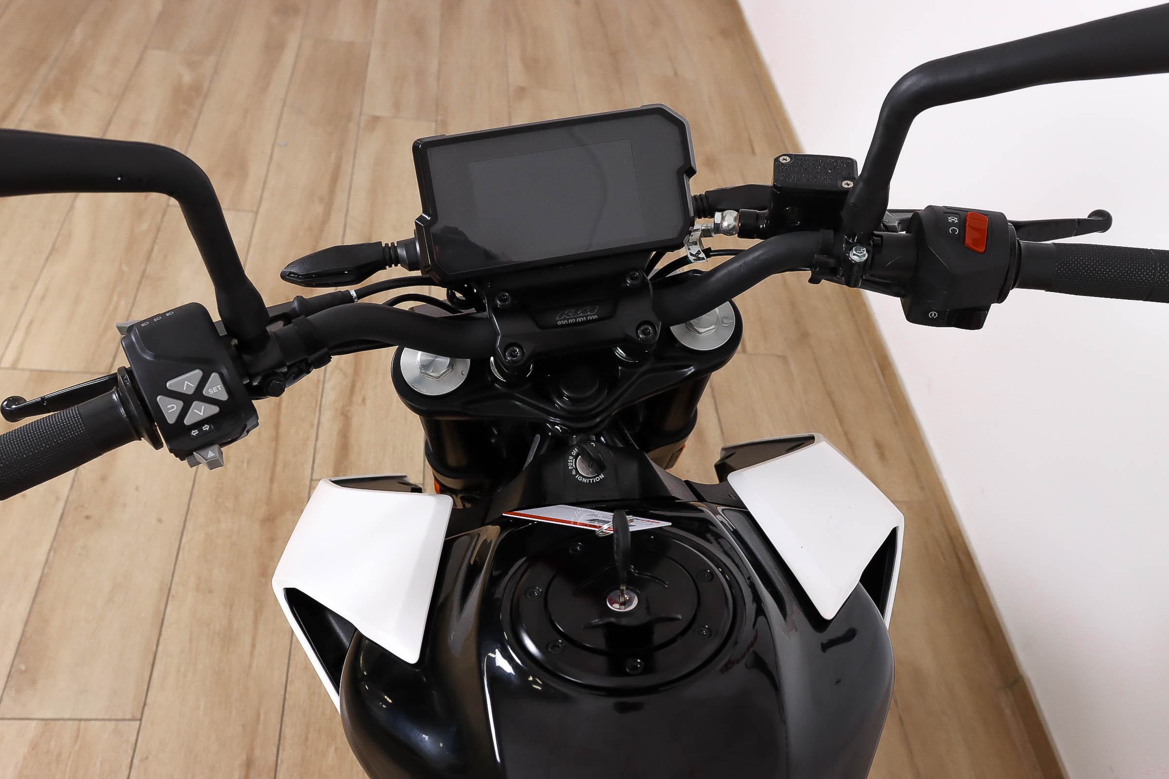 KTM 125 Duke promoKTM11 KTM 125 Duke promoKTM11