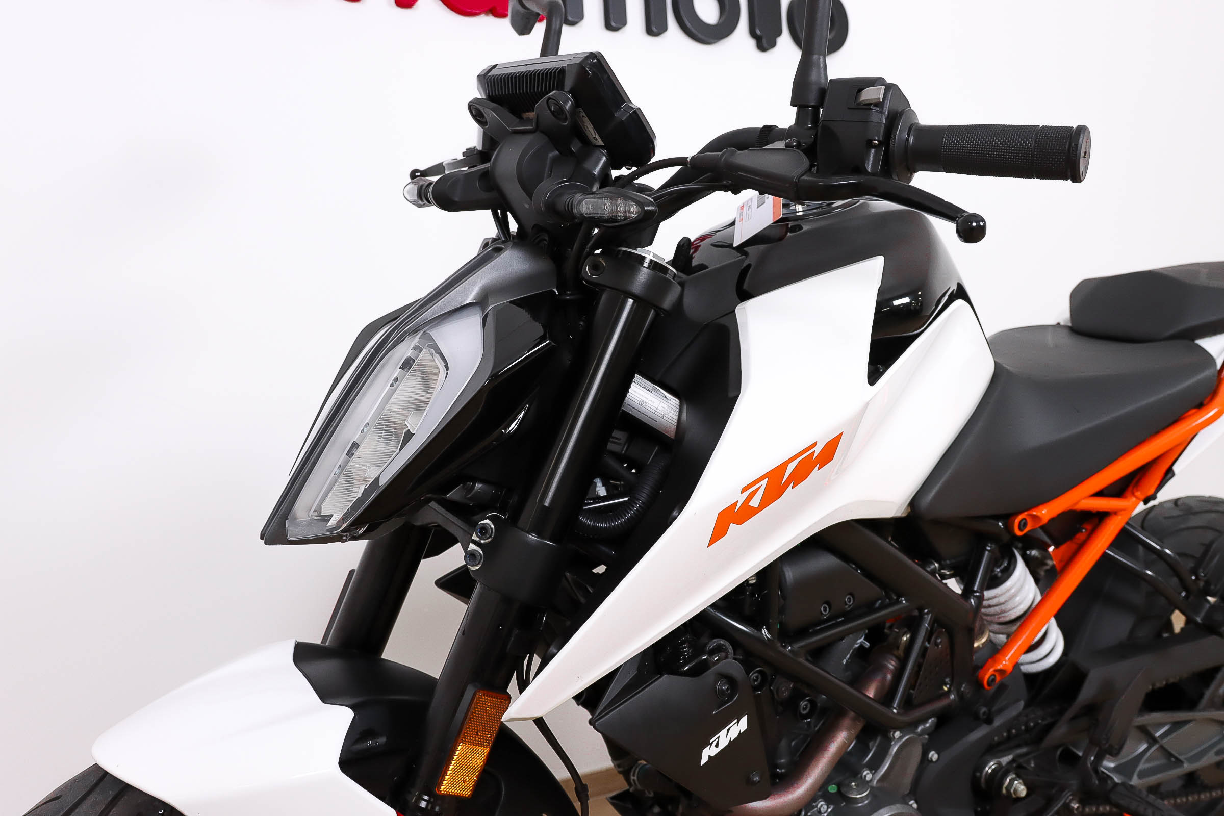 KTM 125 Duke promoKTM12 KTM 125 Duke promoKTM12