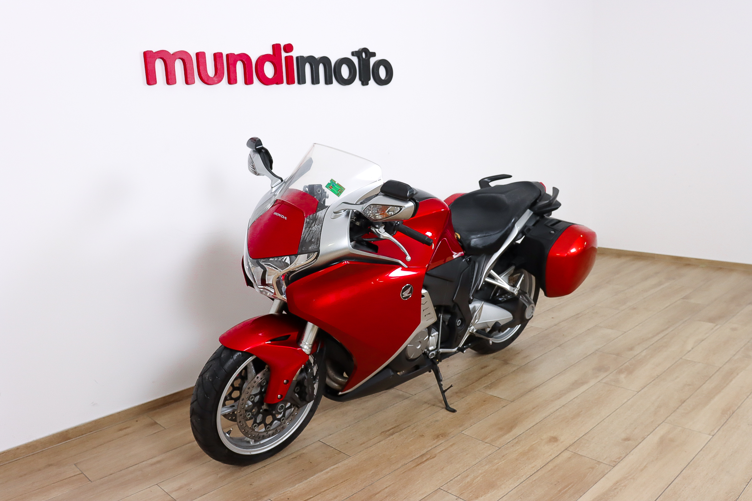 HONDA VFR 1200 FHONDA8 HONDA VFR 1200 FHONDA8
