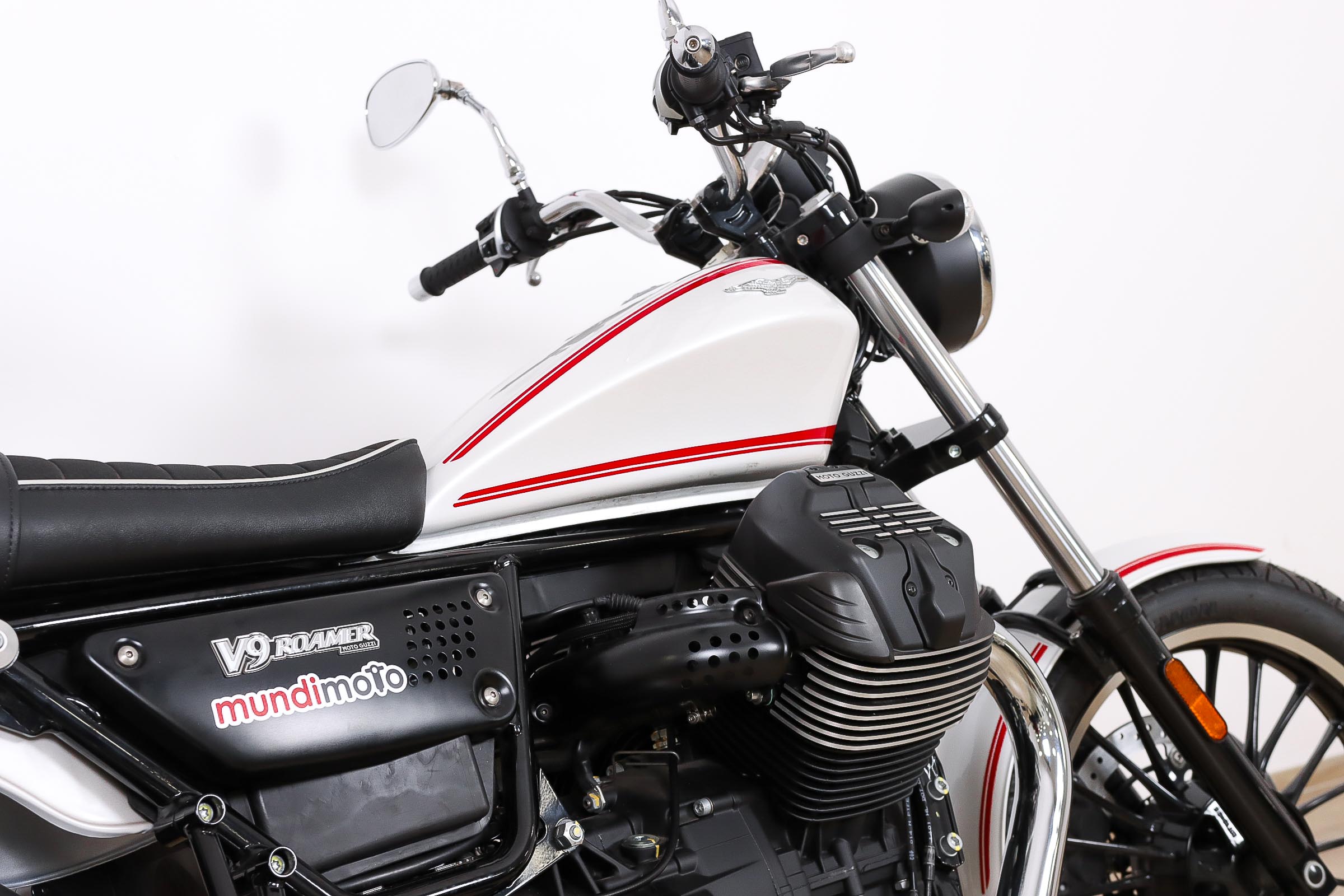 MOTO GUZZI V9 RoamerMOTO GUZZI6 MOTO GUZZI V9 RoamerMOTO GUZZI6
