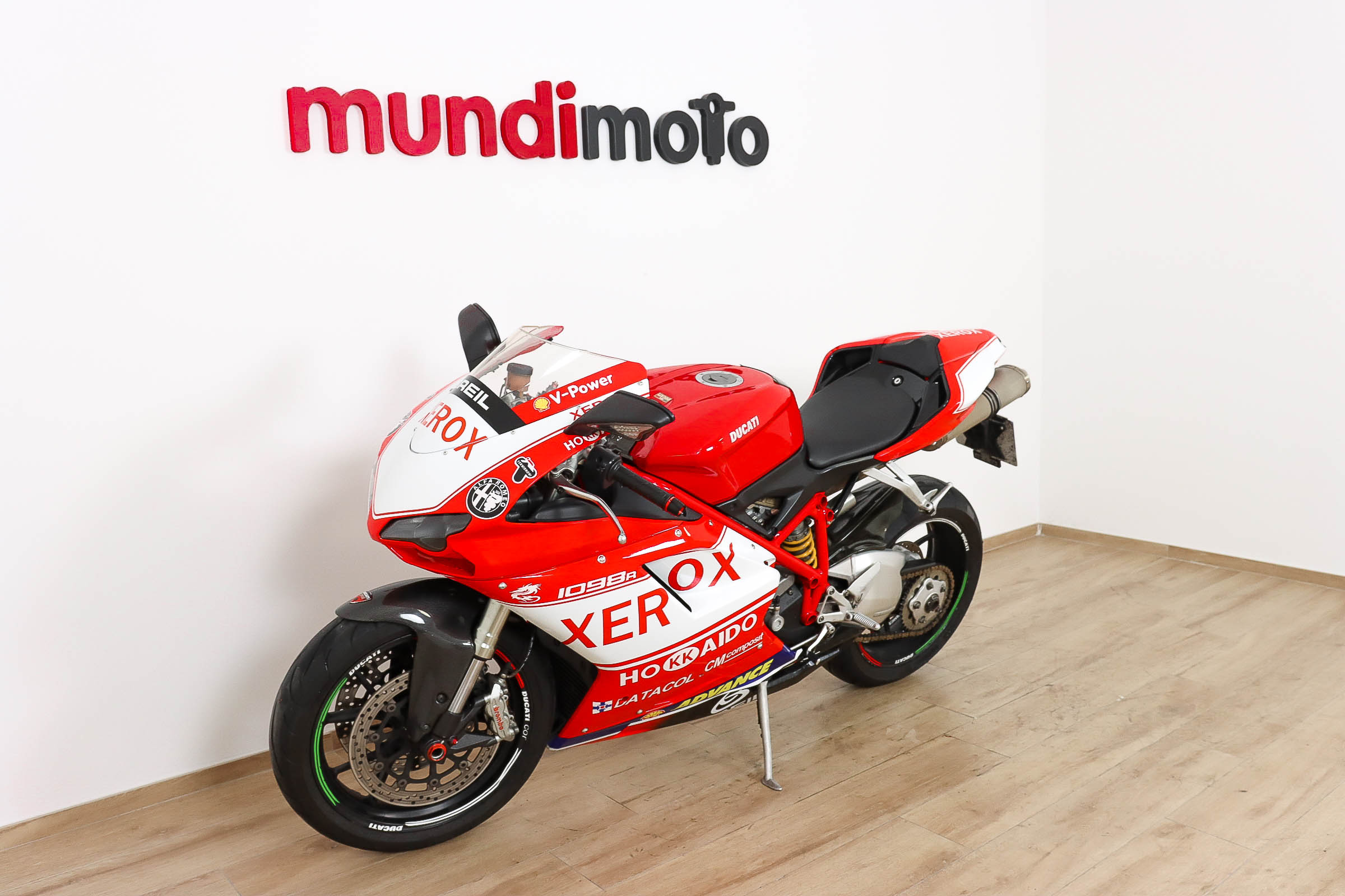 DUCATI 848 SuperbikeDUCATI8 DUCATI 848 SuperbikeDUCATI8