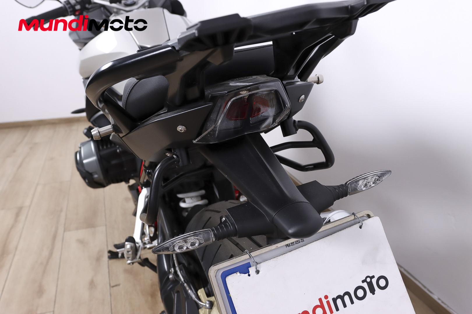 BMW R 1200 RSBMW9 BMW R 1200 RSBMW9