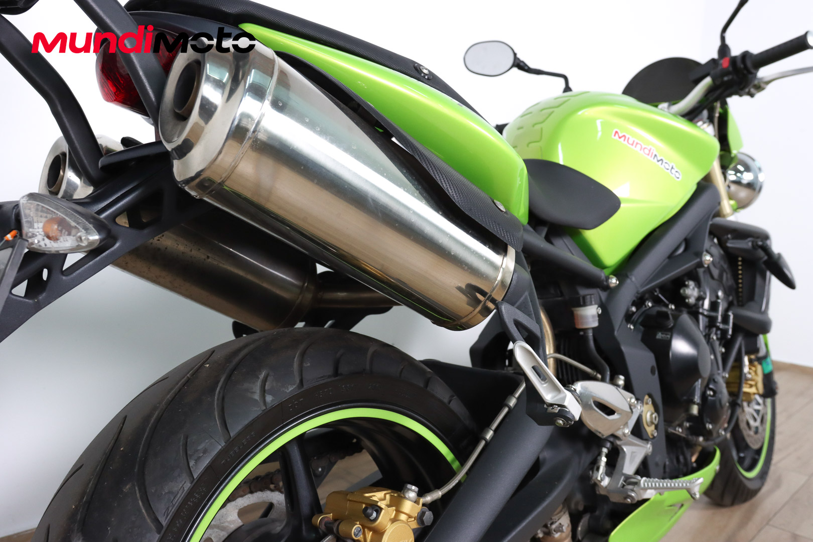 TRIUMPH STREET TRIPLETRIUMPH3 TRIUMPH STREET TRIPLETRIUMPH3
