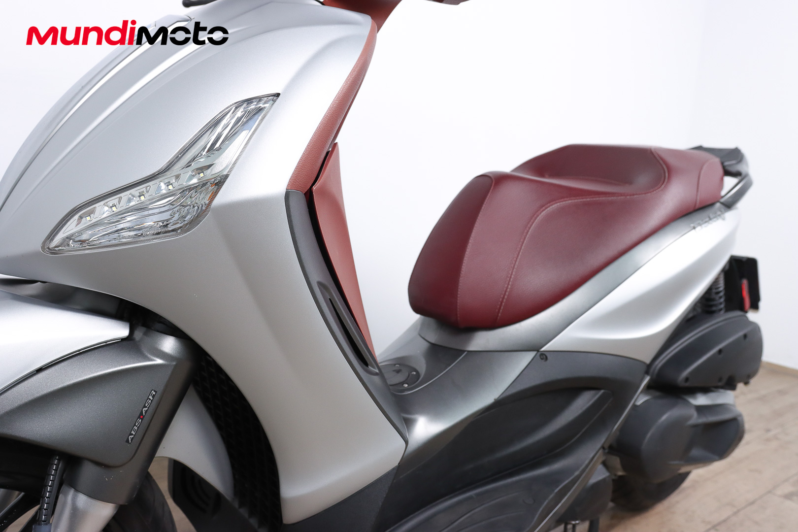 PIAGGIO Beverly Sport Touring 350 iePIAGGIO10 PIAGGIO Beverly Sport Touring 350 iePIAGGIO10
