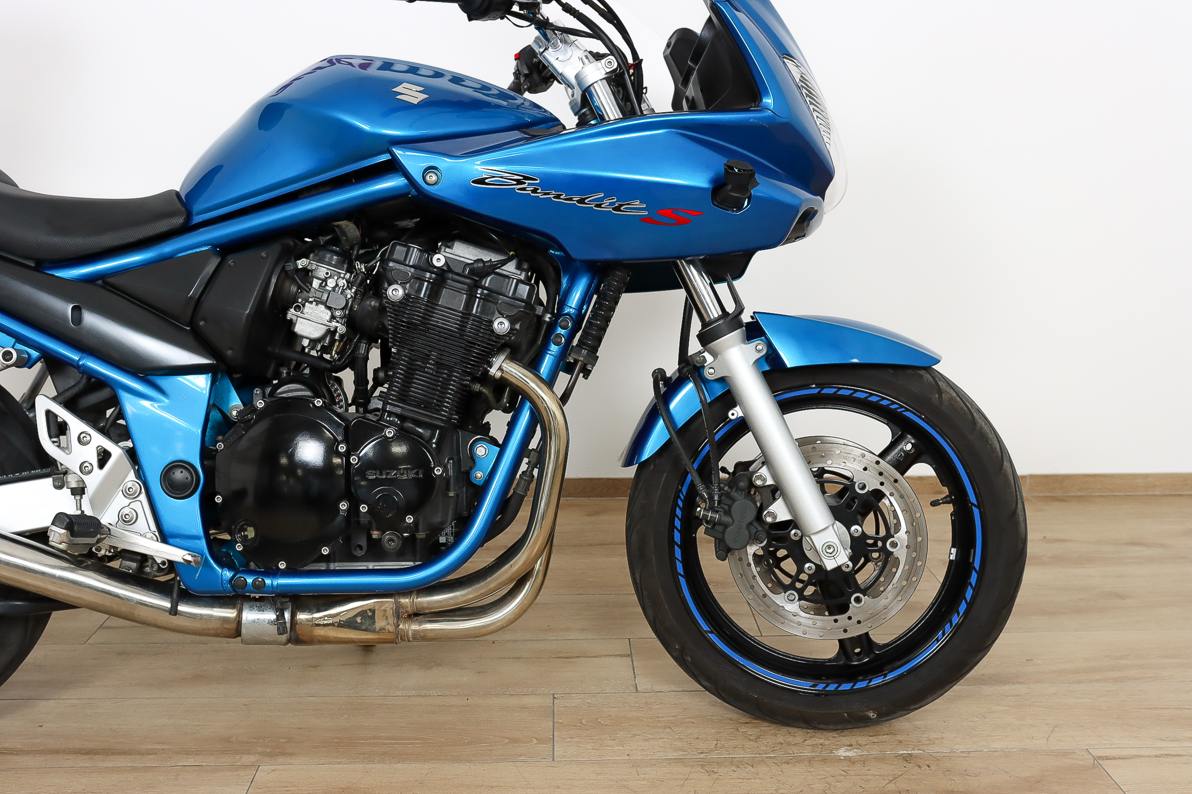 SUZUKI Bandit 650 SSUZUKI3 SUZUKI Bandit 650 SSUZUKI3