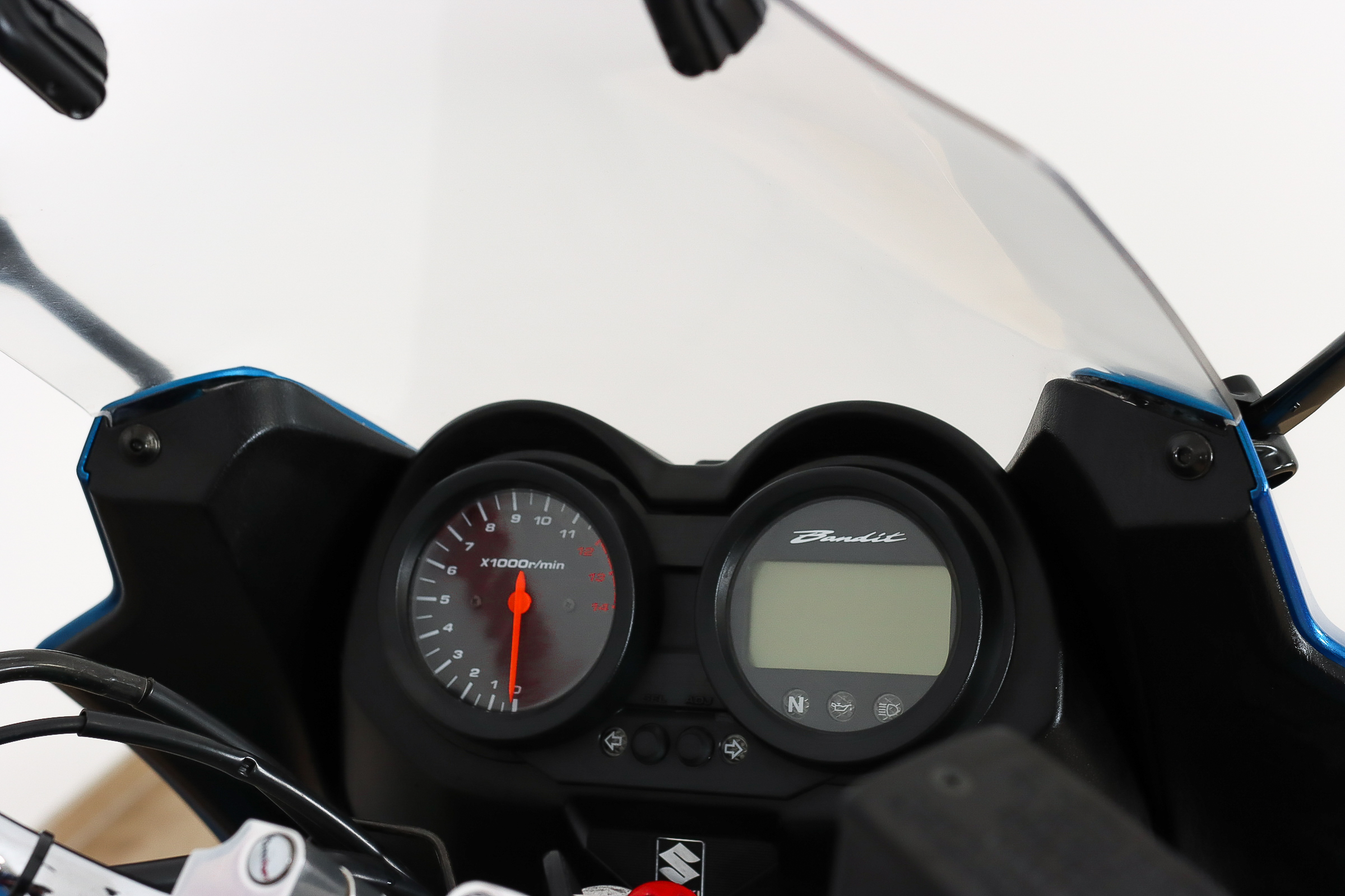 SUZUKI Bandit 650 SSUZUKI5 SUZUKI Bandit 650 SSUZUKI5
