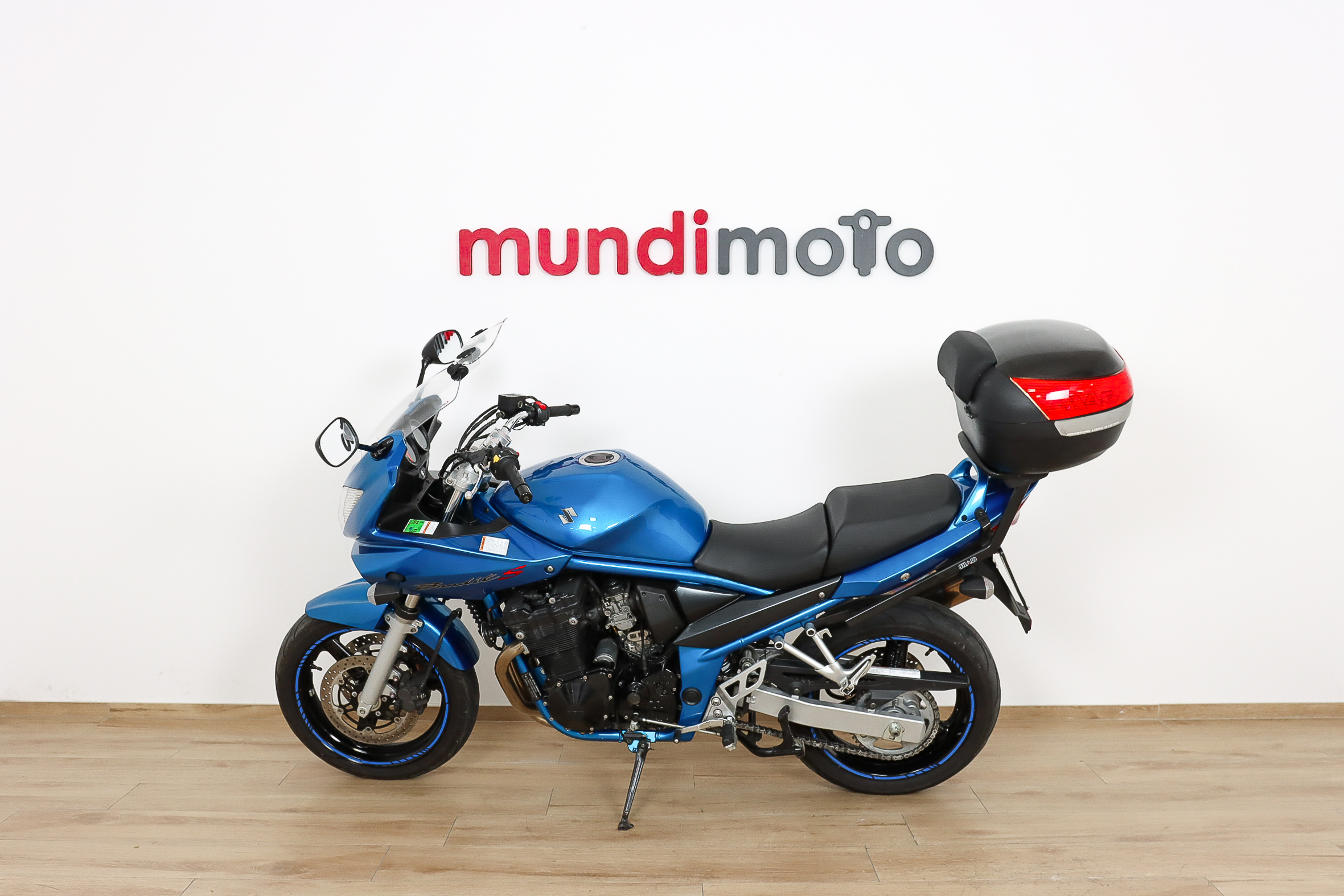 SUZUKI Bandit 650 SSUZUKI8 SUZUKI Bandit 650 SSUZUKI8