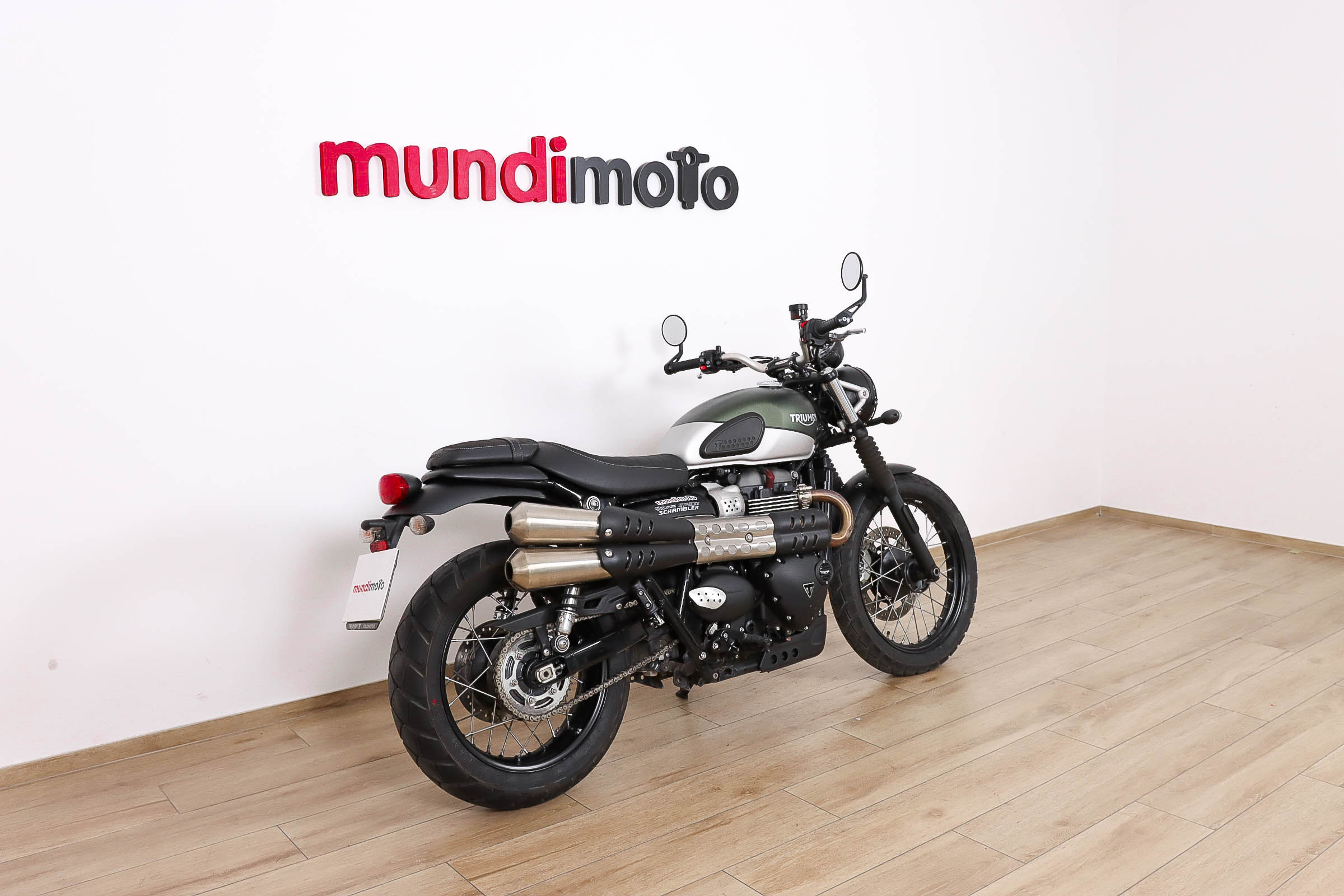 TRIUMPH Street ScramblerTRIUMPH3 TRIUMPH Street ScramblerTRIUMPH3
