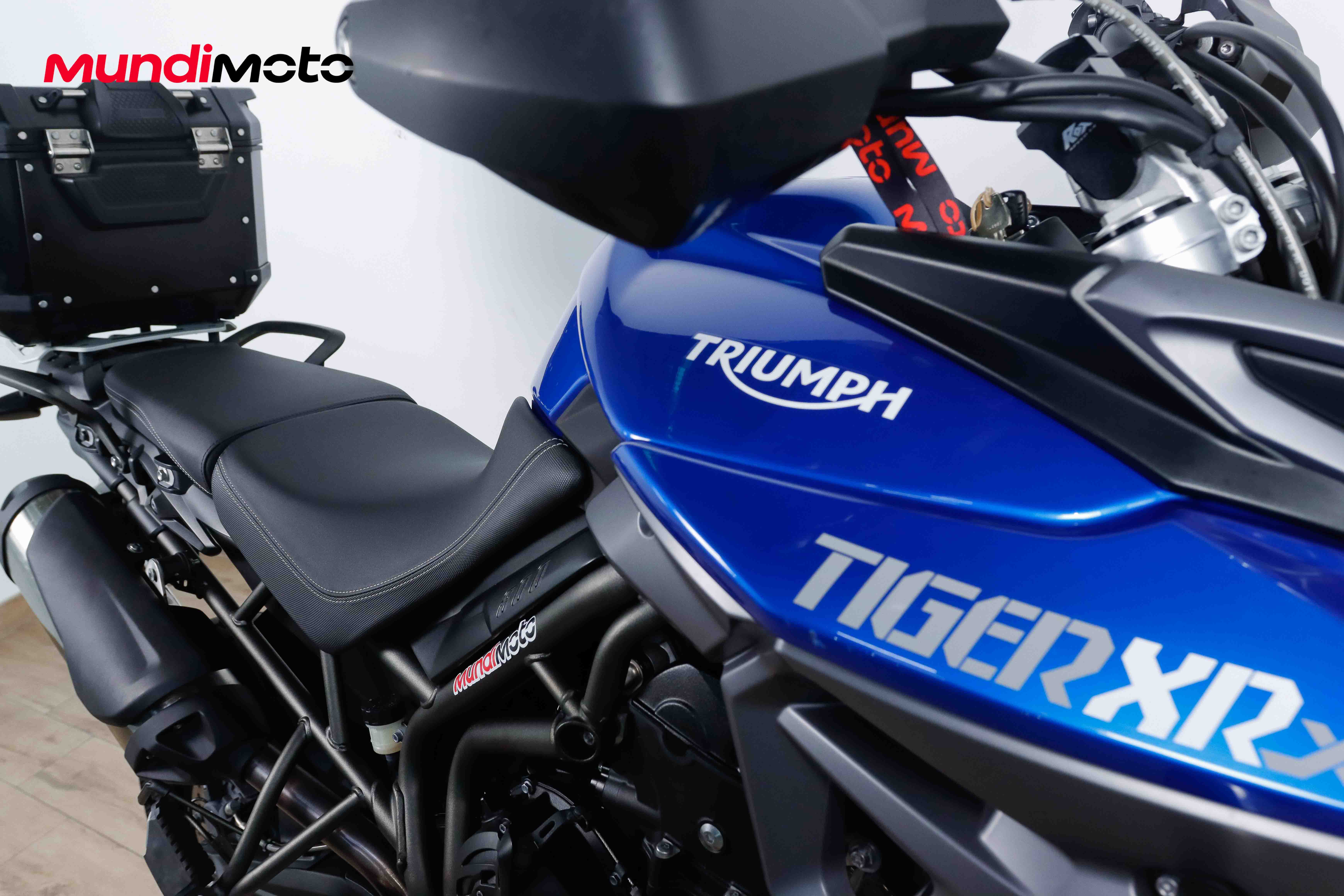 TRIUMPH Tiger 800 XR XTRIUMPH12 TRIUMPH Tiger 800 XR XTRIUMPH12