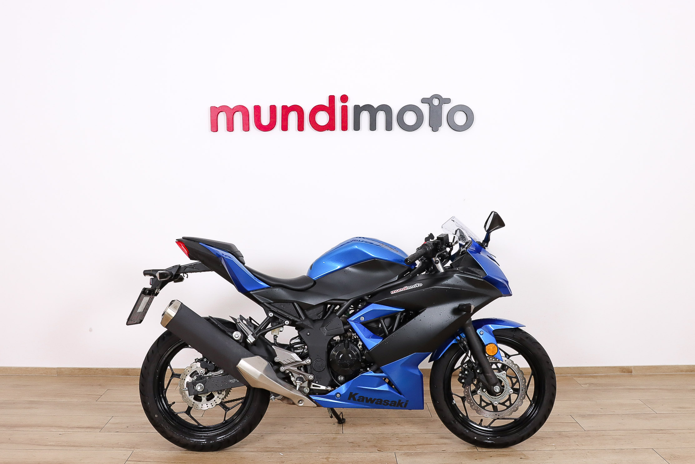 KAWASAKI Ninja 125KAWASAKI0 KAWASAKI Ninja 125KAWASAKI0