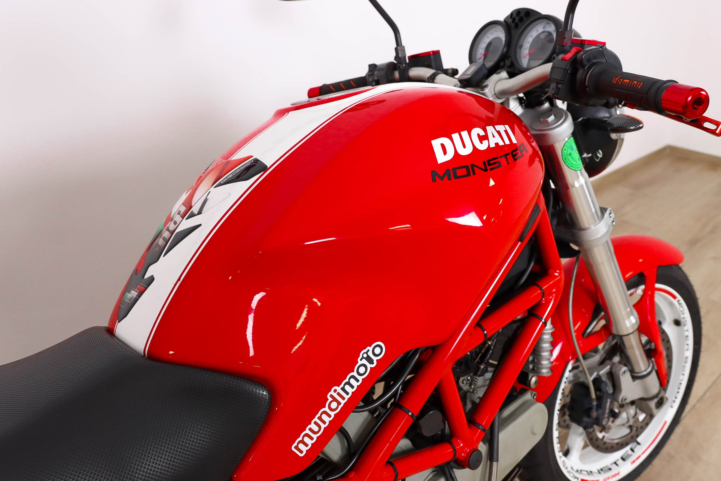 DUCATI MONSTER S2R 800DUCATI5 DUCATI MONSTER S2R 800DUCATI5