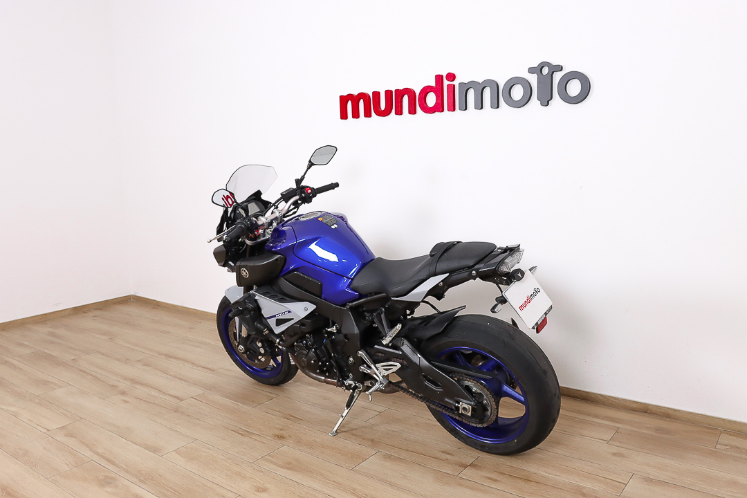 YAMAHA MT10YAMAHA6 YAMAHA MT10YAMAHA6