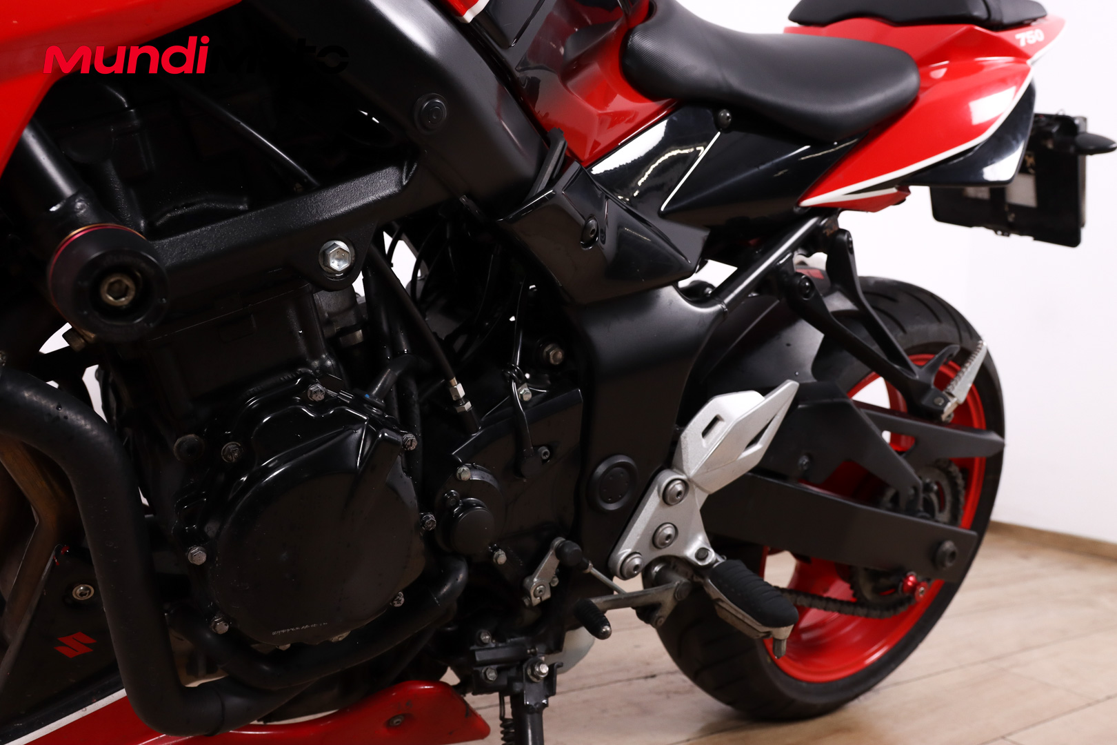 SUZUKI GSR 750SUZUKI10 SUZUKI GSR 750SUZUKI10