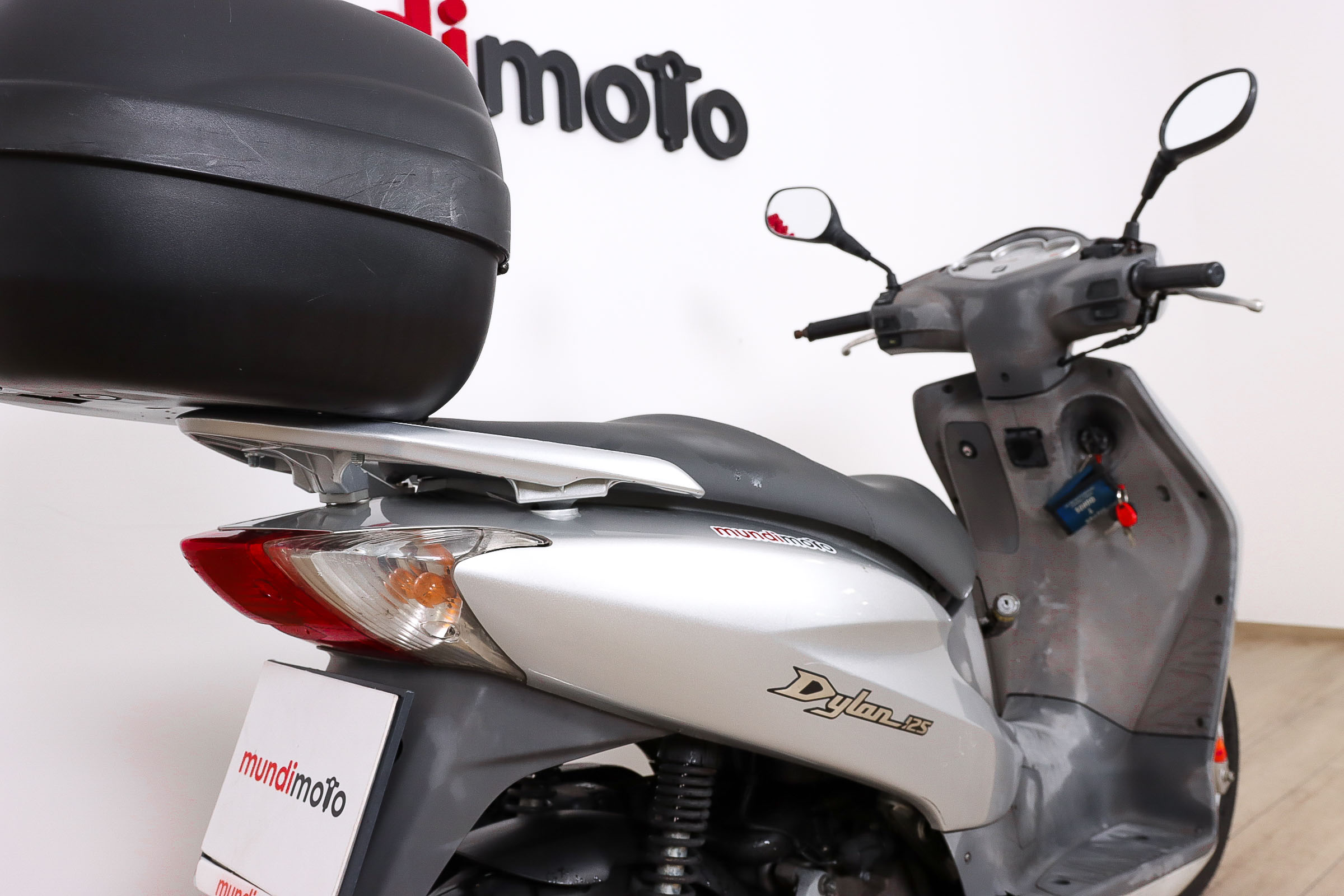 HONDA DYLAN 125HONDA4 HONDA DYLAN 125HONDA4