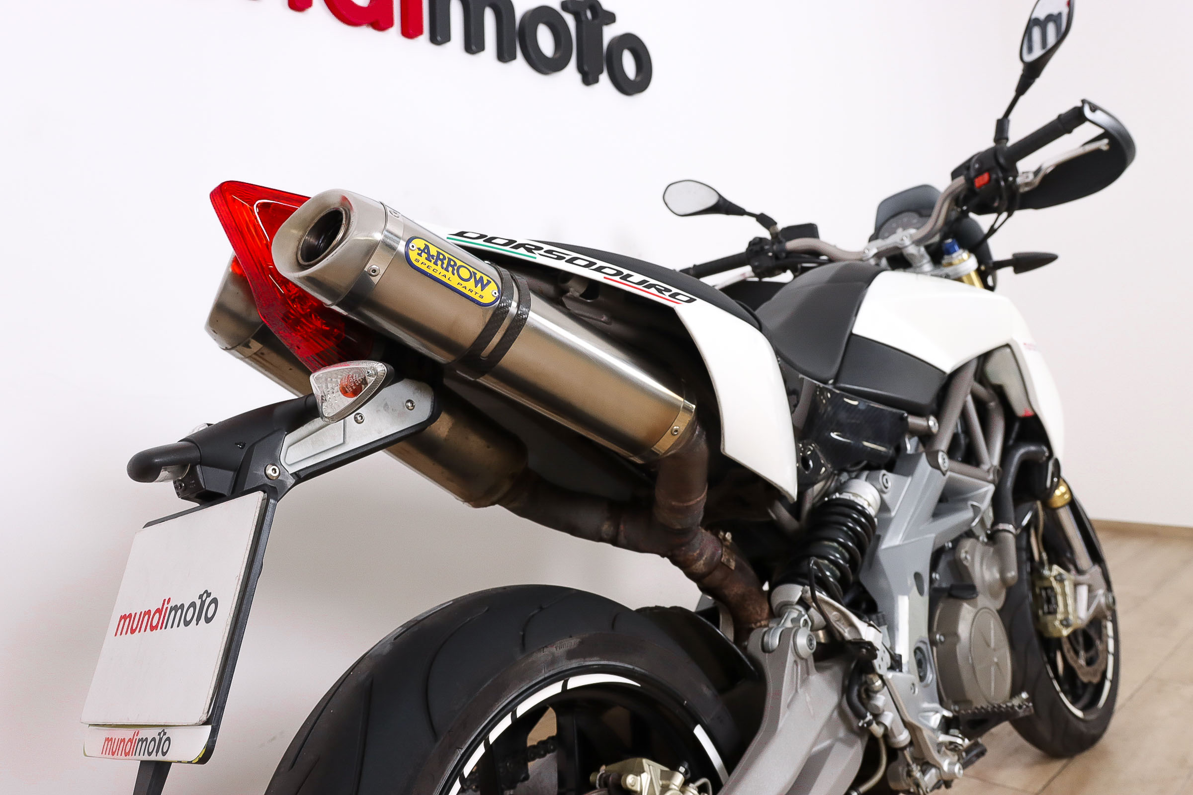 APRILIA Dorsoduro 750APRILIA5 APRILIA Dorsoduro 750APRILIA5