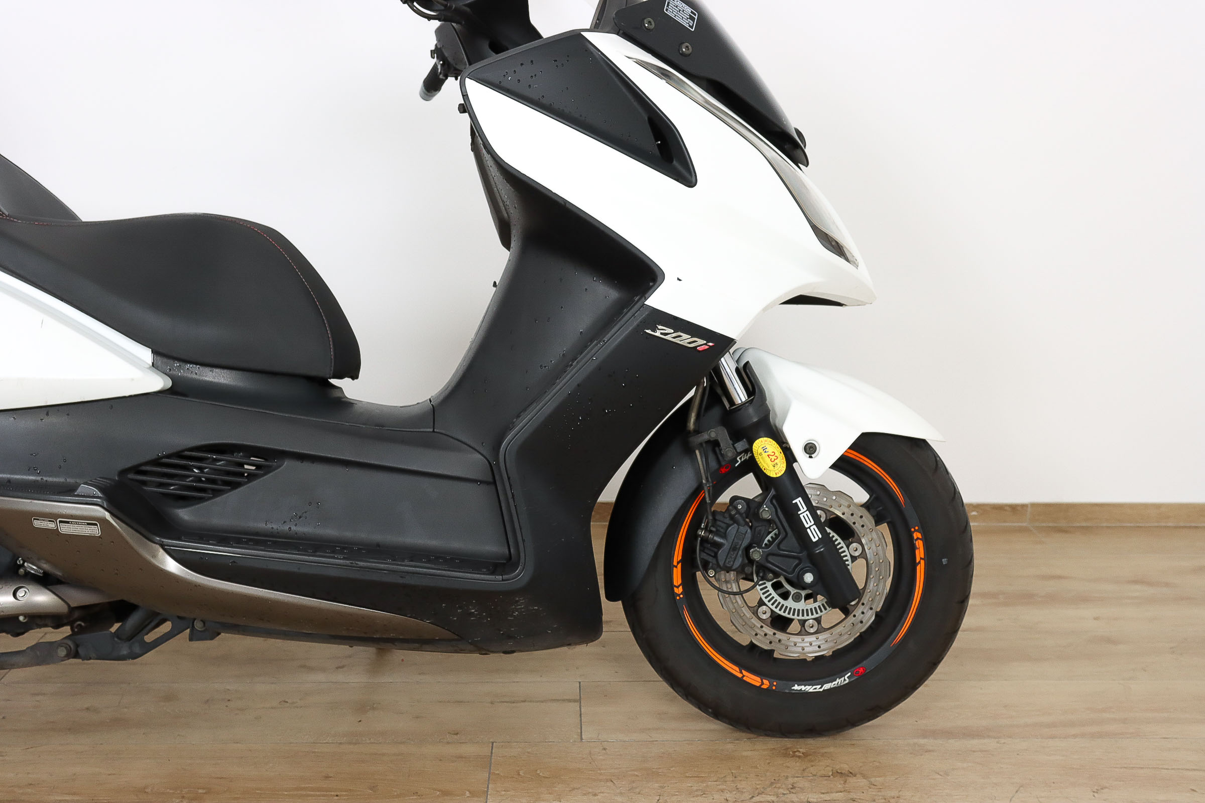 KYMCO Super Dink 300iKYMCO3 KYMCO Super Dink 300iKYMCO3