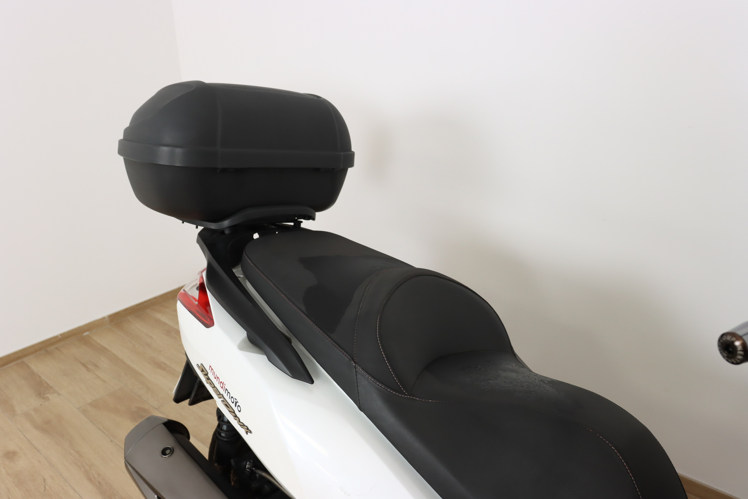 KYMCO Super Dink 300iKYMCO4 KYMCO Super Dink 300iKYMCO4