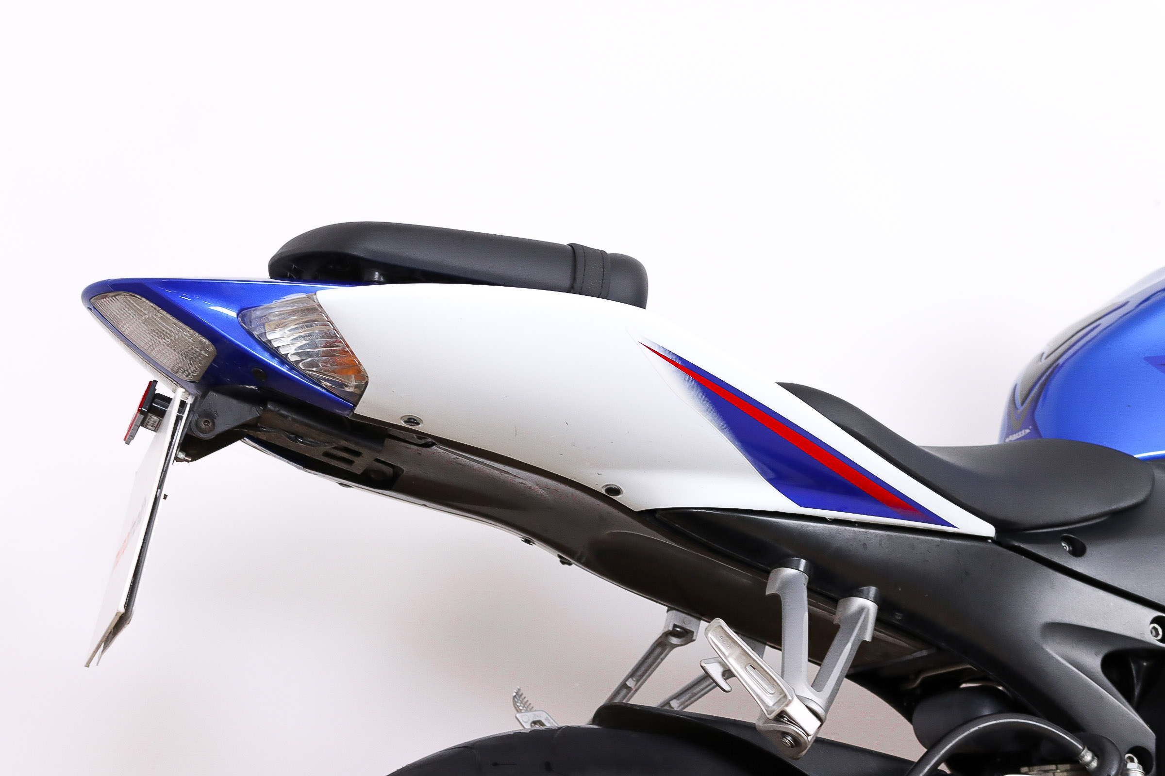 SUZUKI GSX R600SUZUKI5 SUZUKI GSX R600SUZUKI5