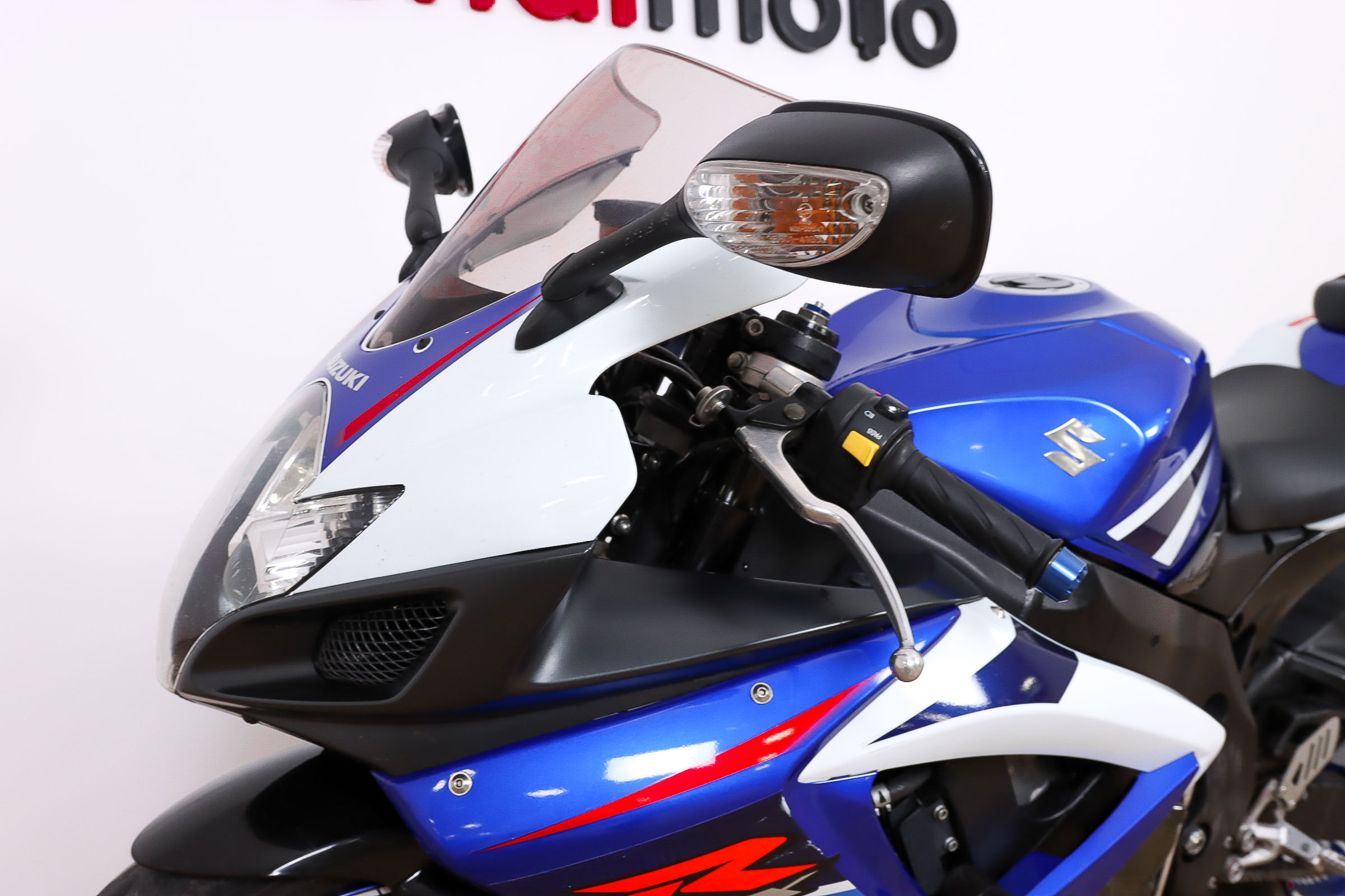 SUZUKI GSX R600SUZUKI12 SUZUKI GSX R600SUZUKI12