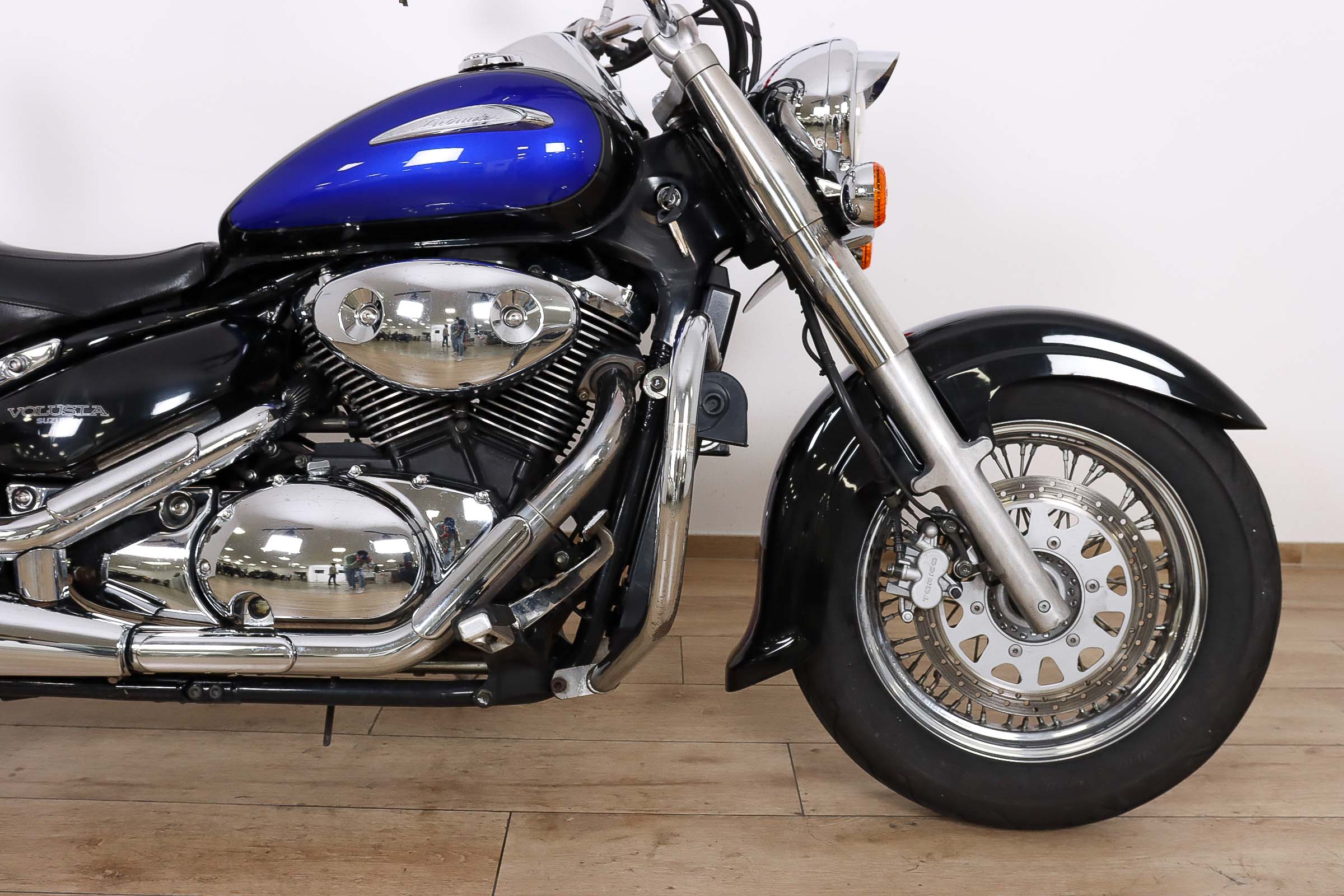 SUZUKI VL 800 Intruder VolusiaSUZUKI3 SUZUKI VL 800 Intruder VolusiaSUZUKI3