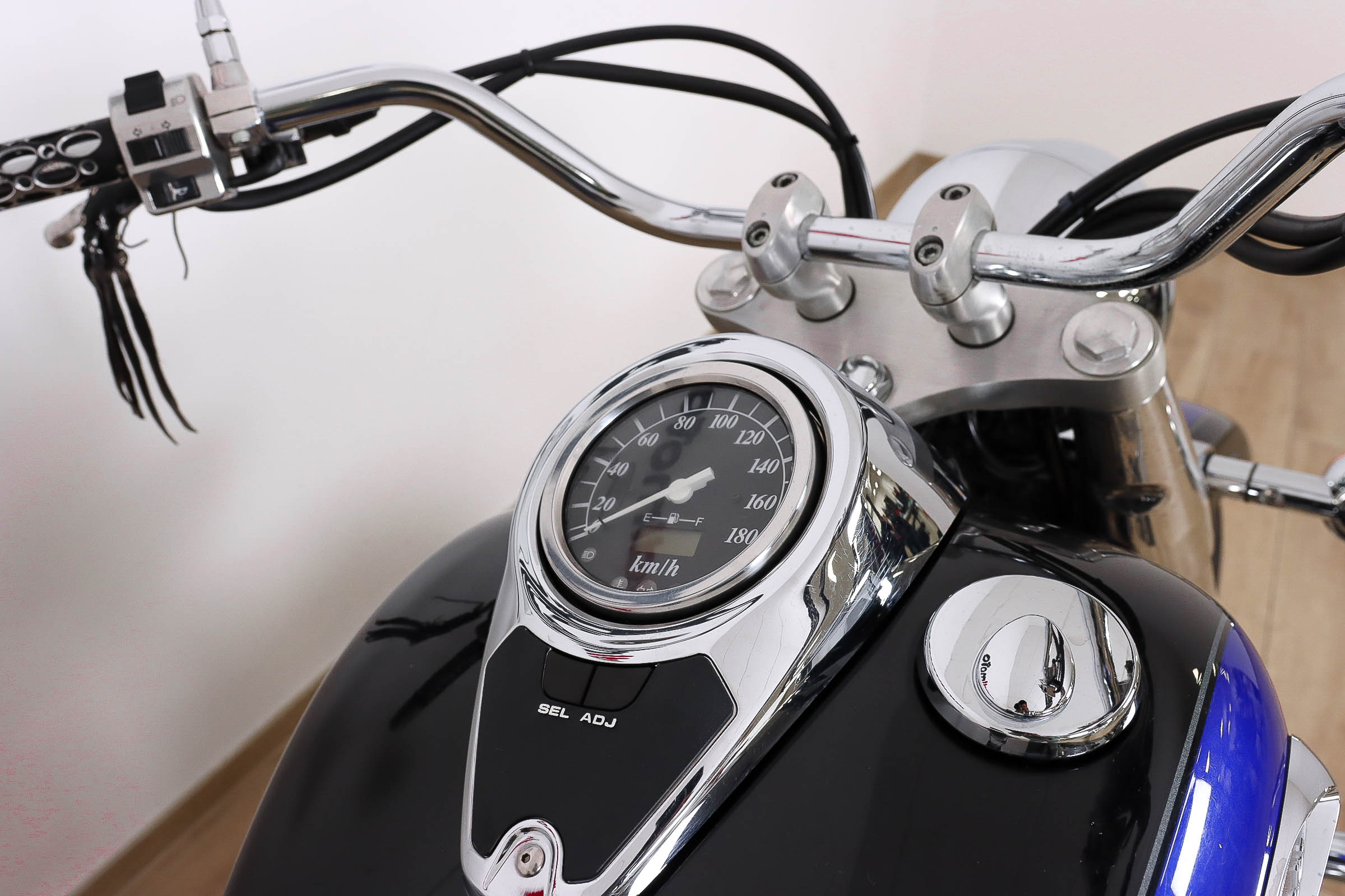 SUZUKI VL 800 Intruder VolusiaSUZUKI5 SUZUKI VL 800 Intruder VolusiaSUZUKI5