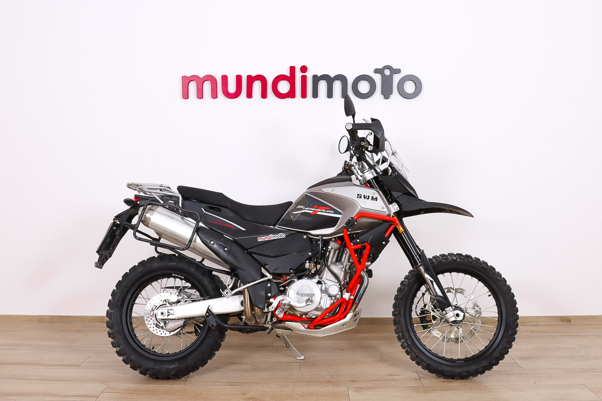 SWM Super Dual T promoSWM0 SWM Super Dual T promoSWM0