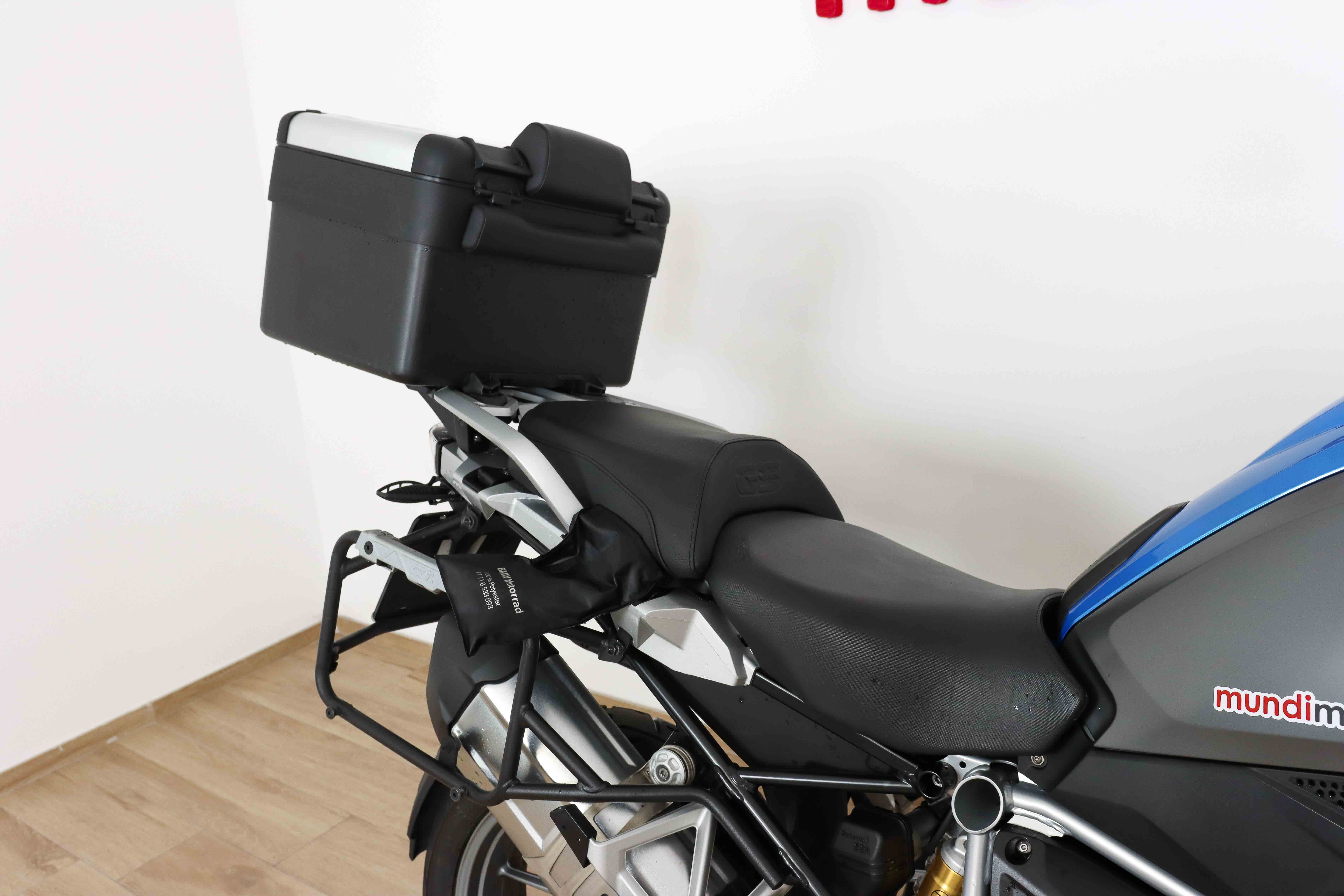 BMW R 1250 GSBMW9 BMW R 1250 GSBMW9