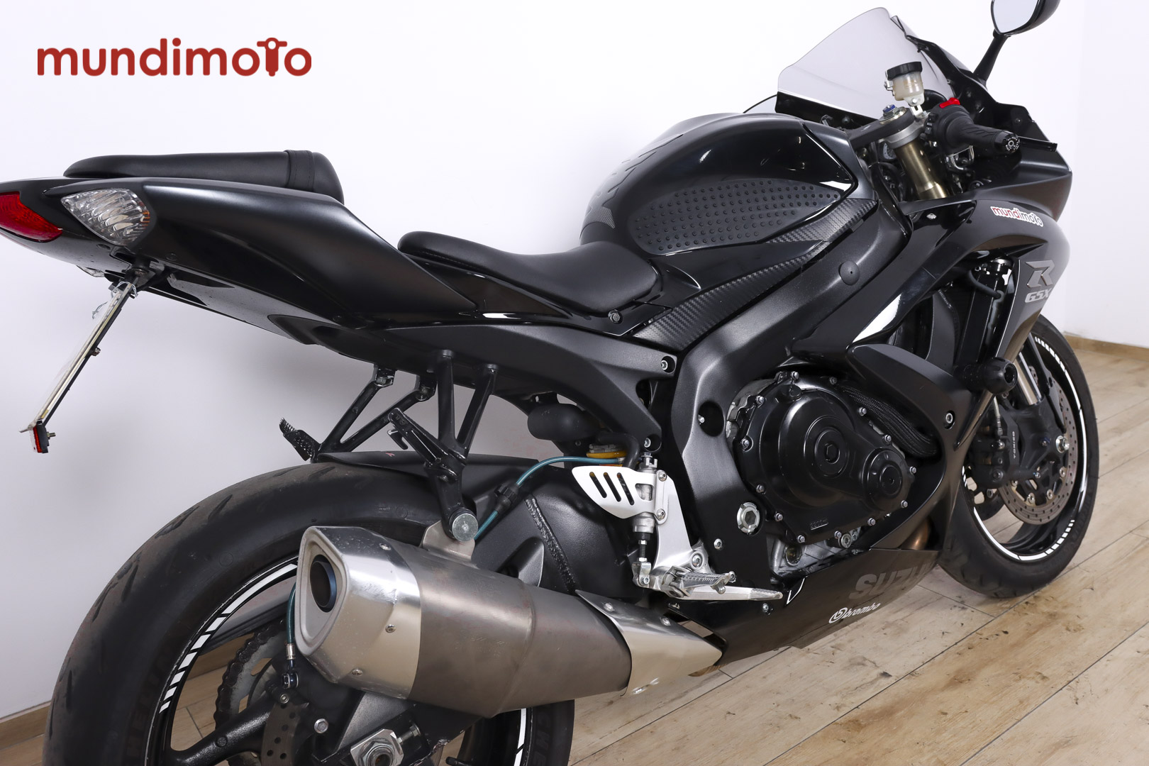 SUZUKI GSX R600SUZUKI4 SUZUKI GSX R600SUZUKI4