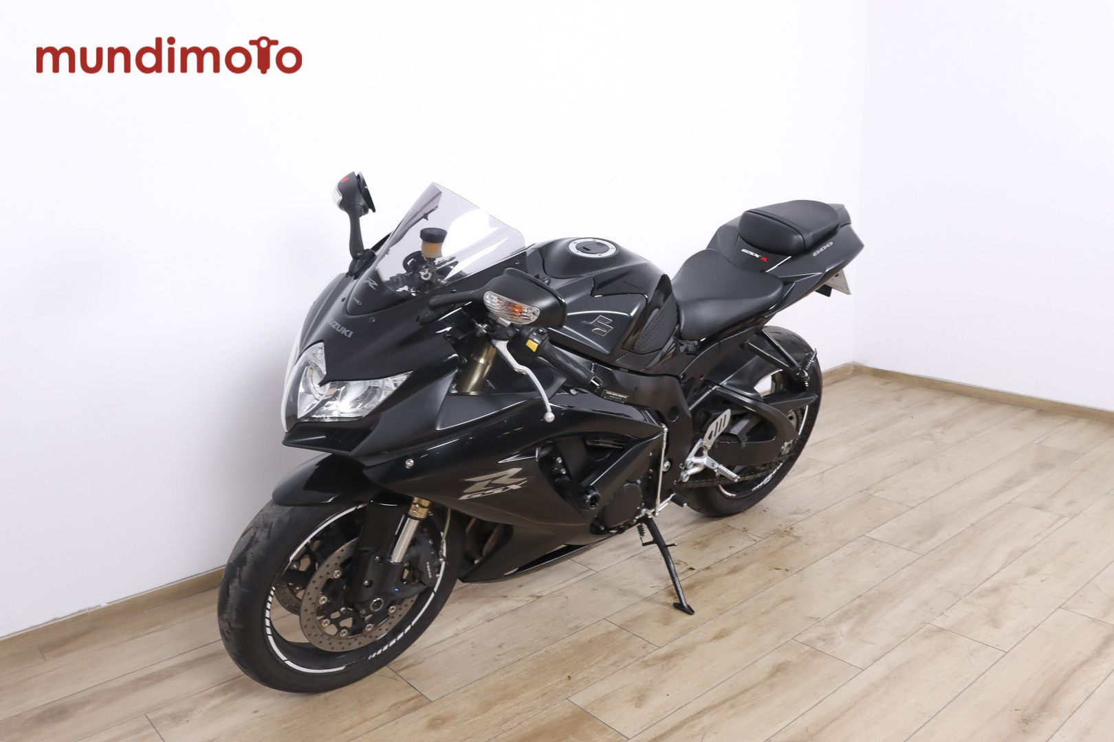 SUZUKI GSX R600SUZUKI7 SUZUKI GSX R600SUZUKI7