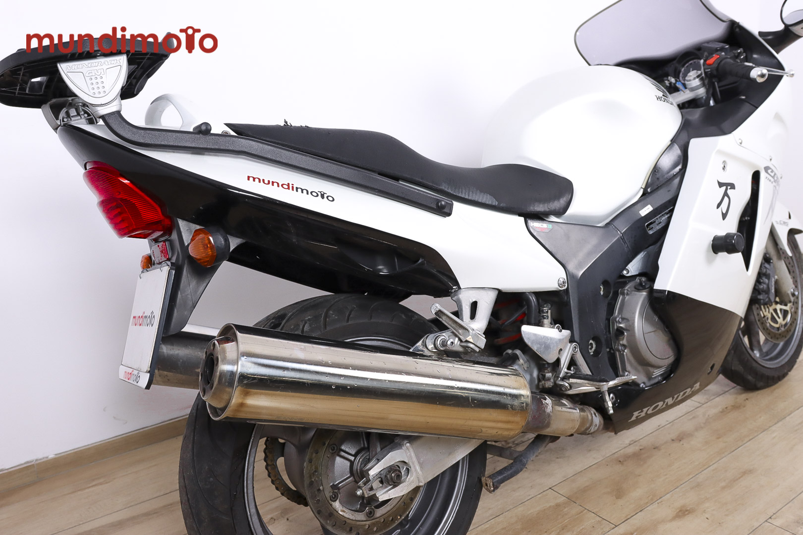 HONDA CBR 1100 XX promoHONDA4 HONDA CBR 1100 XX promoHONDA4