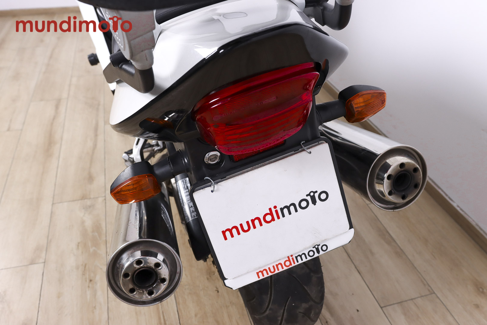 HONDA CBR 1100 XX promoHONDA8 HONDA CBR 1100 XX promoHONDA8