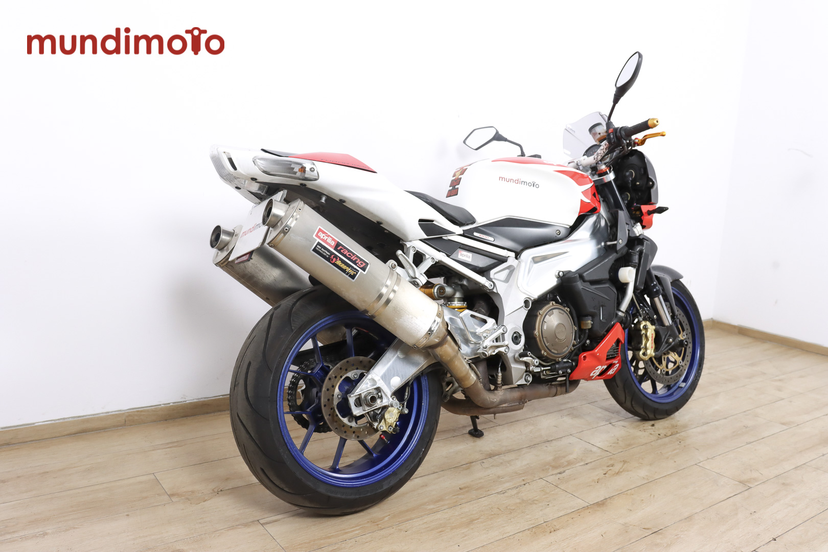 APRILIA Tuono 1000 RAPRILIA2 APRILIA Tuono 1000 RAPRILIA2