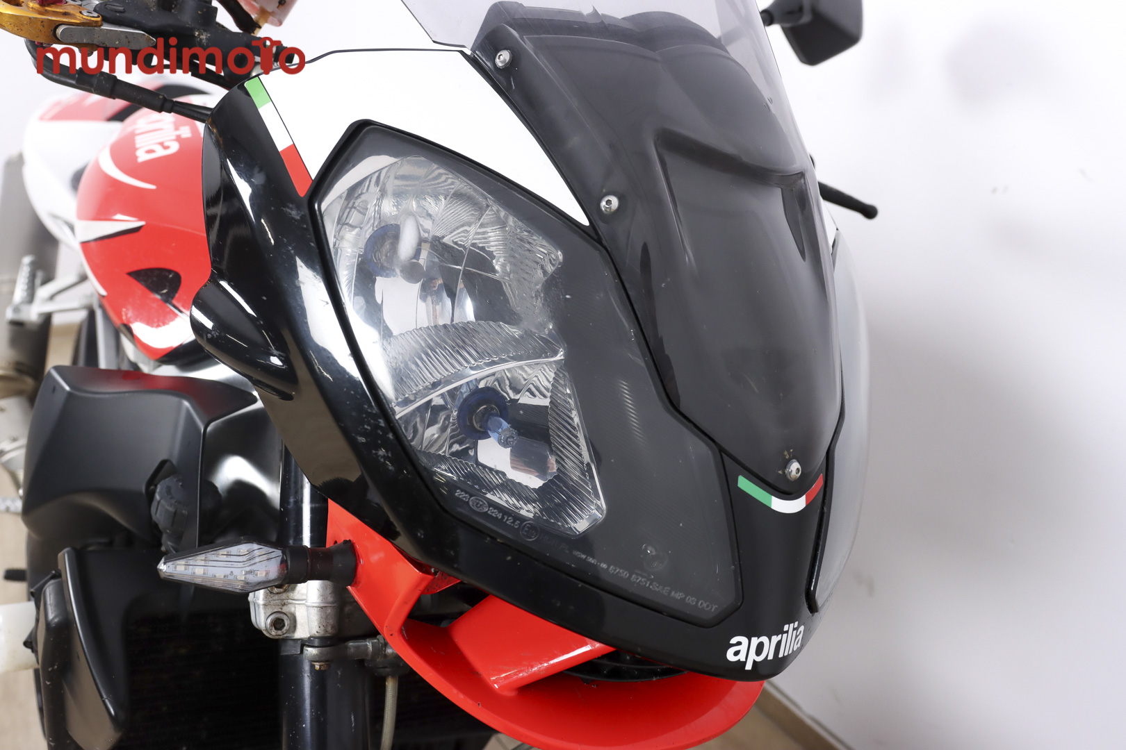 APRILIA Tuono 1000 RAPRILIA4 APRILIA Tuono 1000 RAPRILIA4