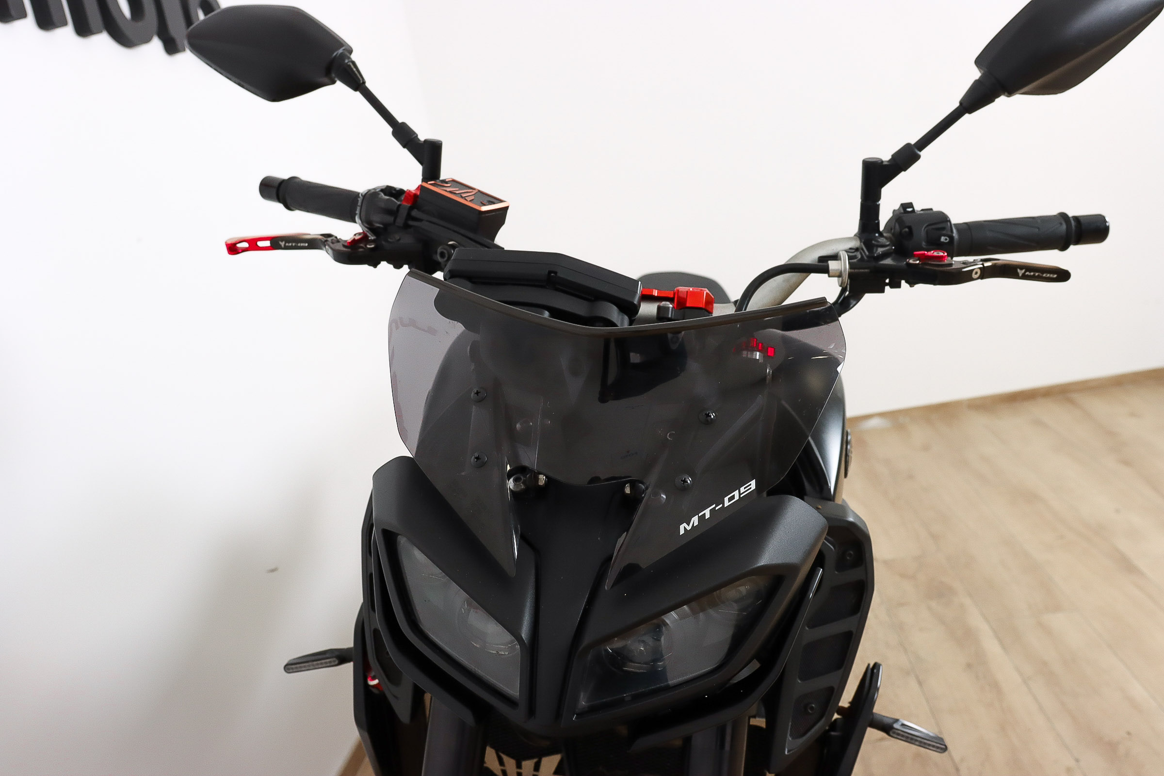 YAMAHA MT 09YAMAHA11 YAMAHA MT 09YAMAHA11