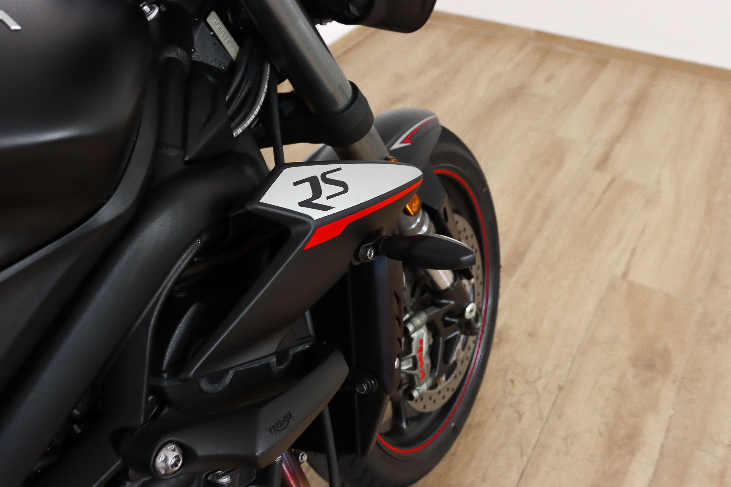TRIUMPH STREET TRIPLE RSTRIUMPH4 TRIUMPH STREET TRIPLE RSTRIUMPH4